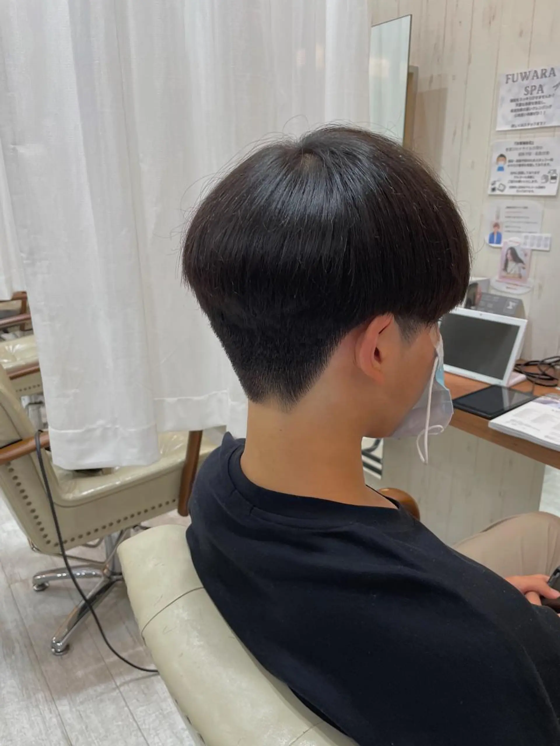 ショート メンズ マッシュ カット 中嶋 紘夢のヘアスタイル
