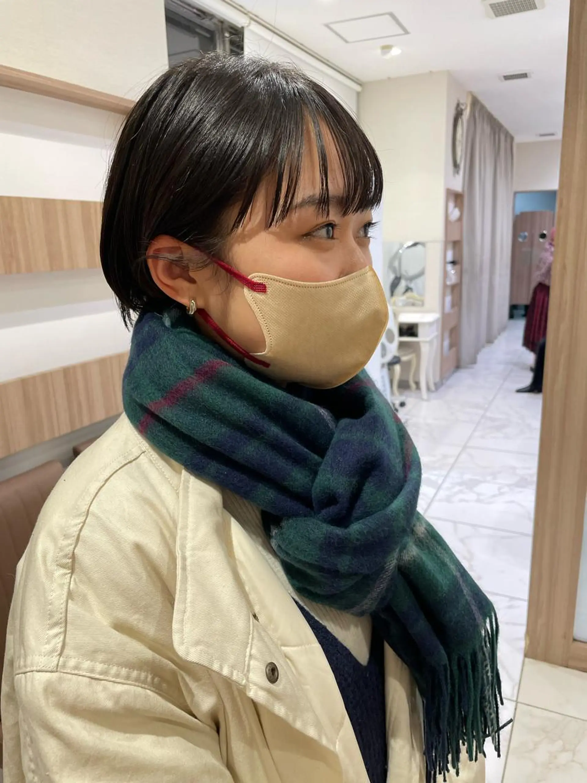 ショート 三鷹で1番ショート ボブをカットする新谷のヘアスタイル