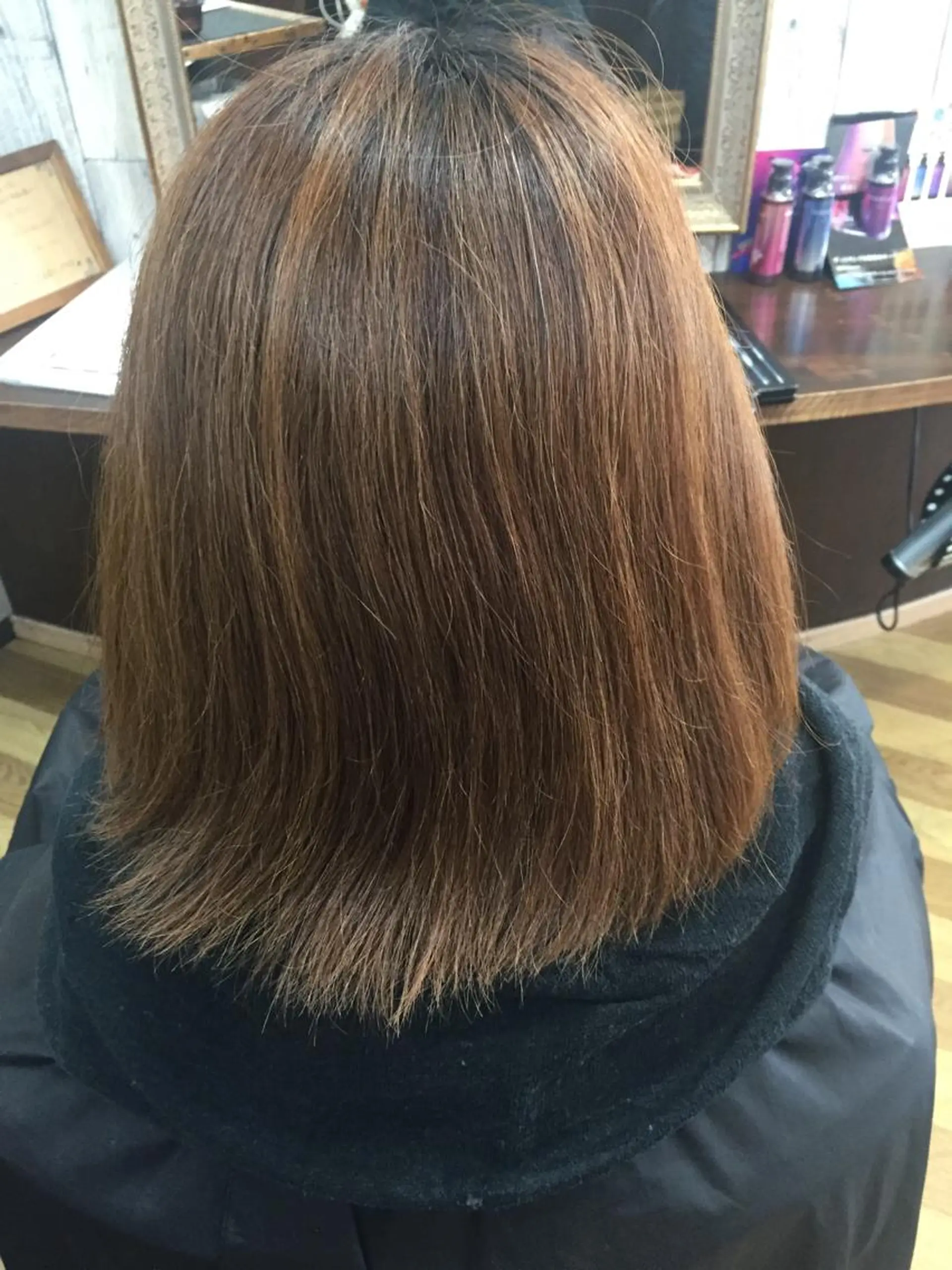 カラー 中山 ルミ子のヘアスタイル