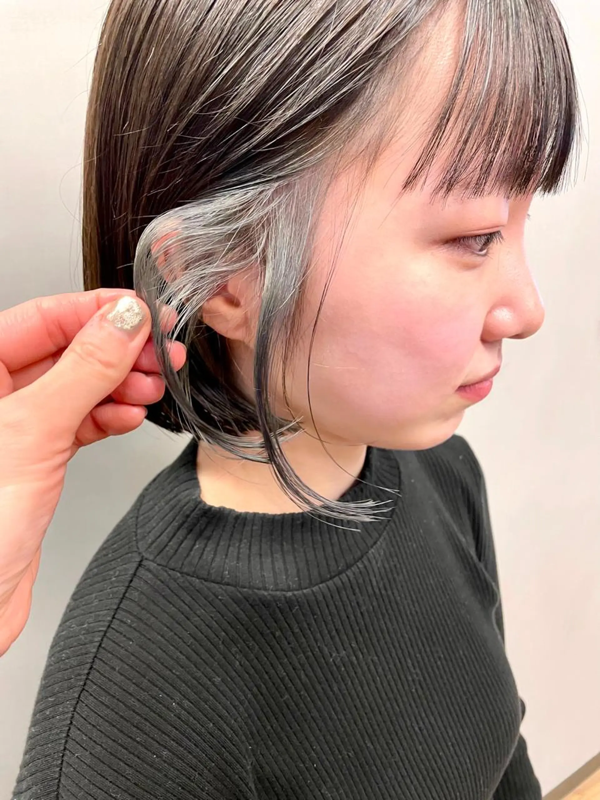 ミディアム カラー パーマ ヘアアレンジ メンズ キッズ ネイル マツエク・マツパ アイブロウ ベージュカラー カット ヘアカラー トリートメント tatsumi/ボブ ウルフ/レイヤーのヘアスタイル