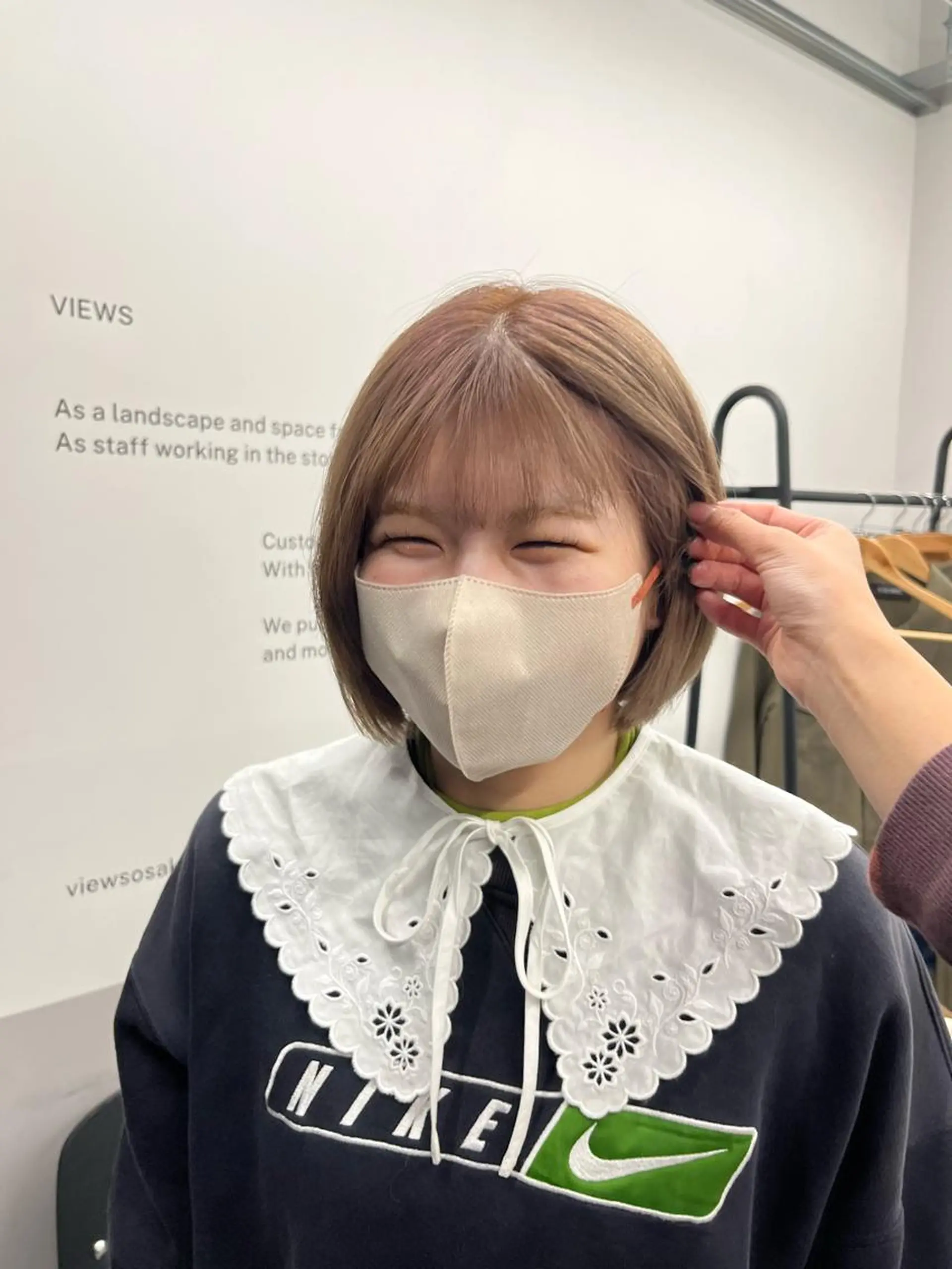 カラー レイヤーカット/ 酸性ストレート梅田のヘアスタイル