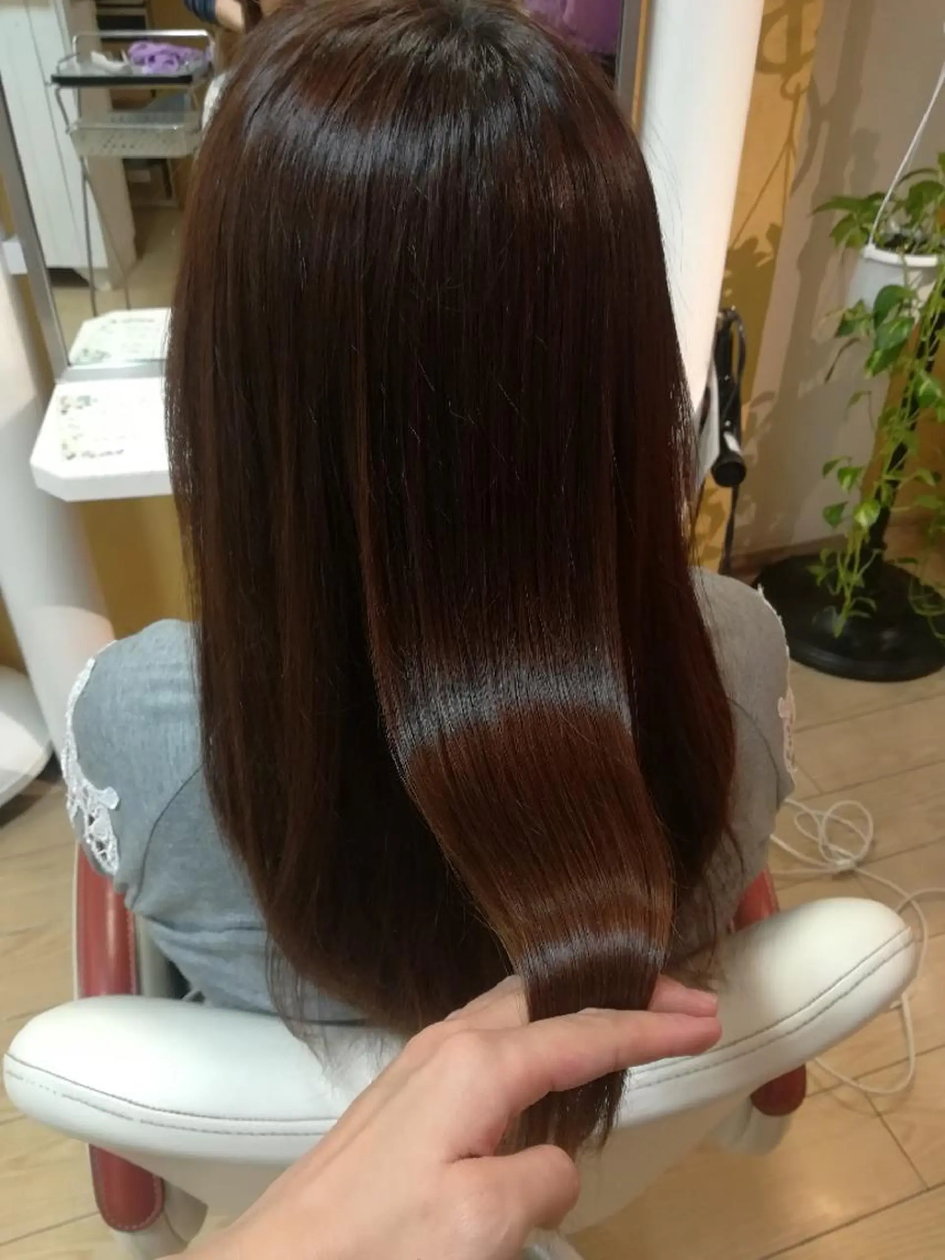 ロング トリートメント 野田 茉希のヘアスタイル