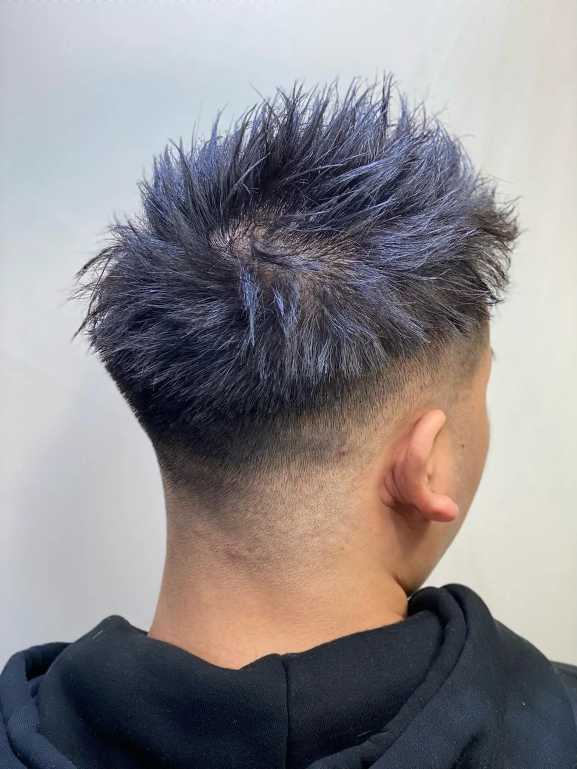 ショート パーマ メンズ 浅見 天翔のヘアスタイル