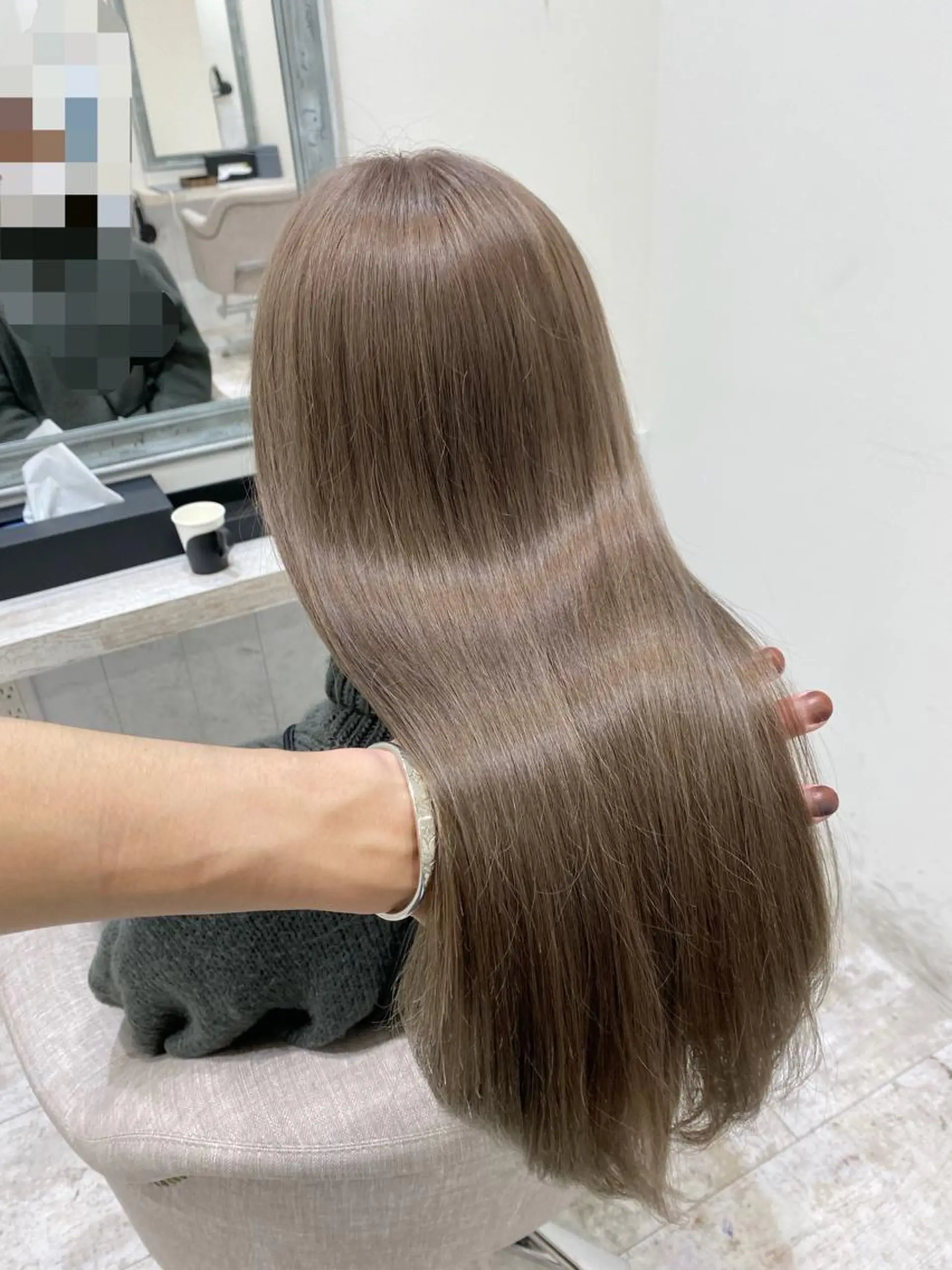 セミロング カット ヘアカラー トリートメント ROI 【ロイ】のヘアスタイル