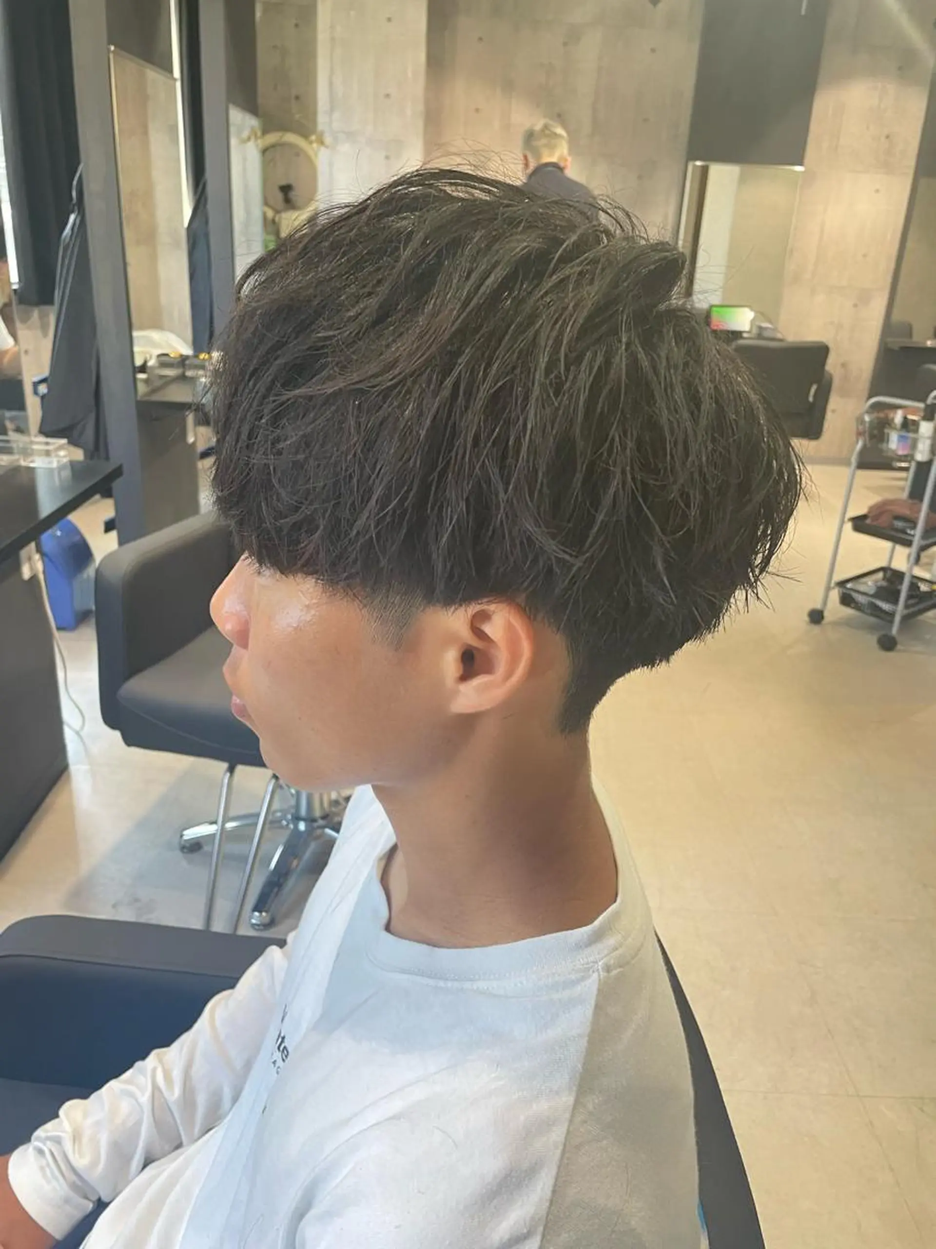 メンズ マッシュ 刈り上げ _WHITE / KENTOのヘアスタイル