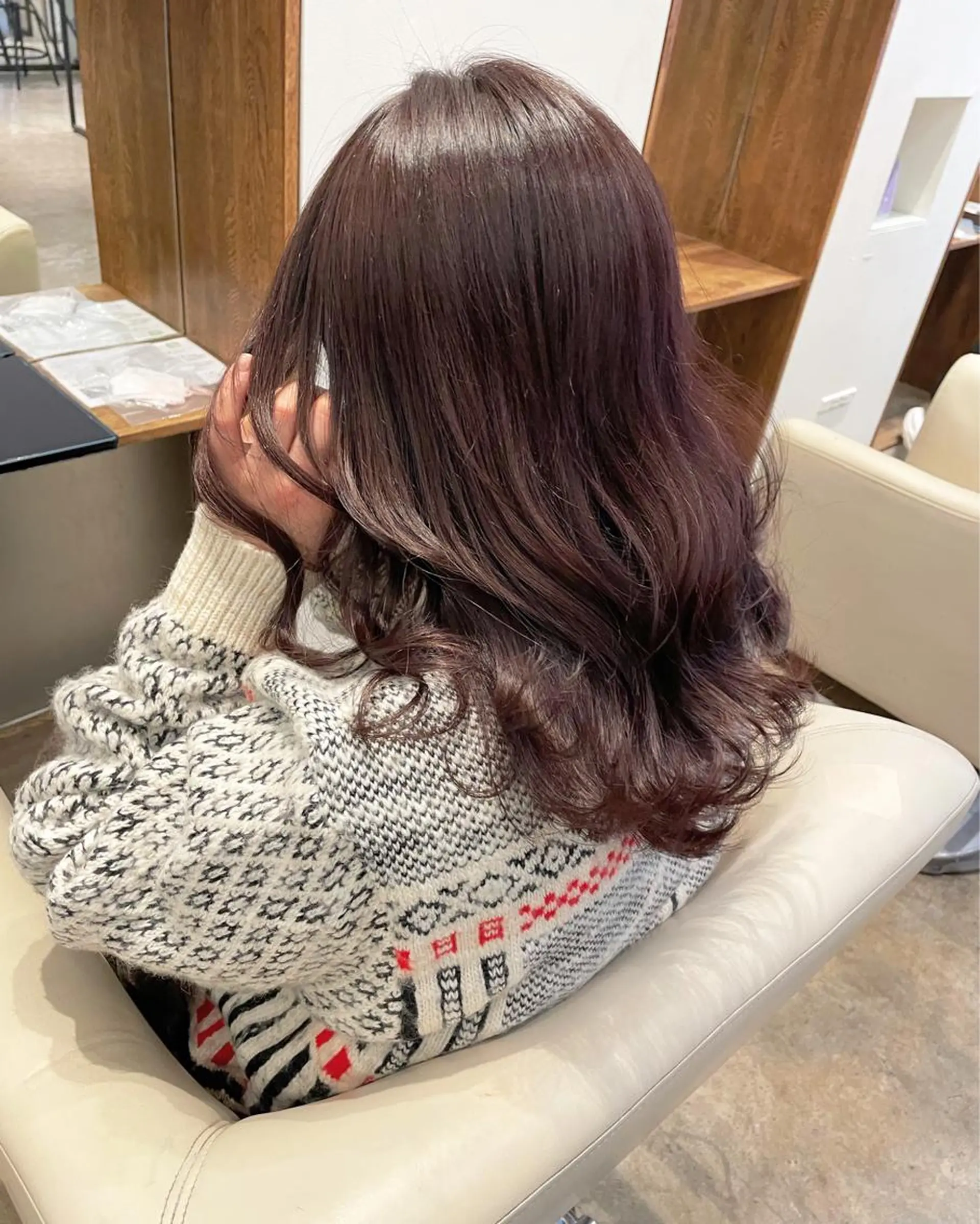 セミロング カラー ヘアカラー トリートメント 【完全個室】髪質改善 暖色カラー/山崎唯奈のヘアスタイル