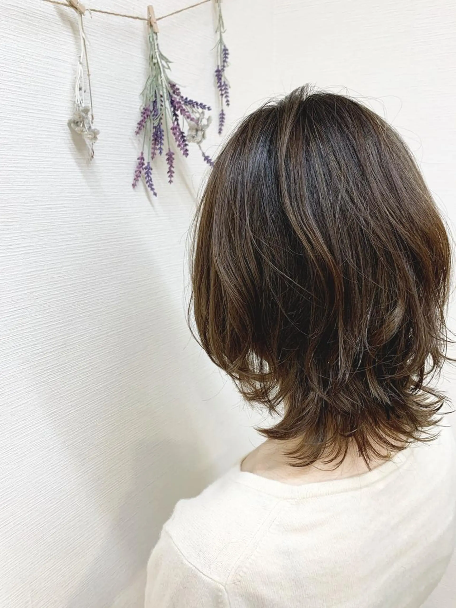 ミディアム レイヤーカット ウルフカット ウルフレイヤー 中垣 南のヘアスタイル