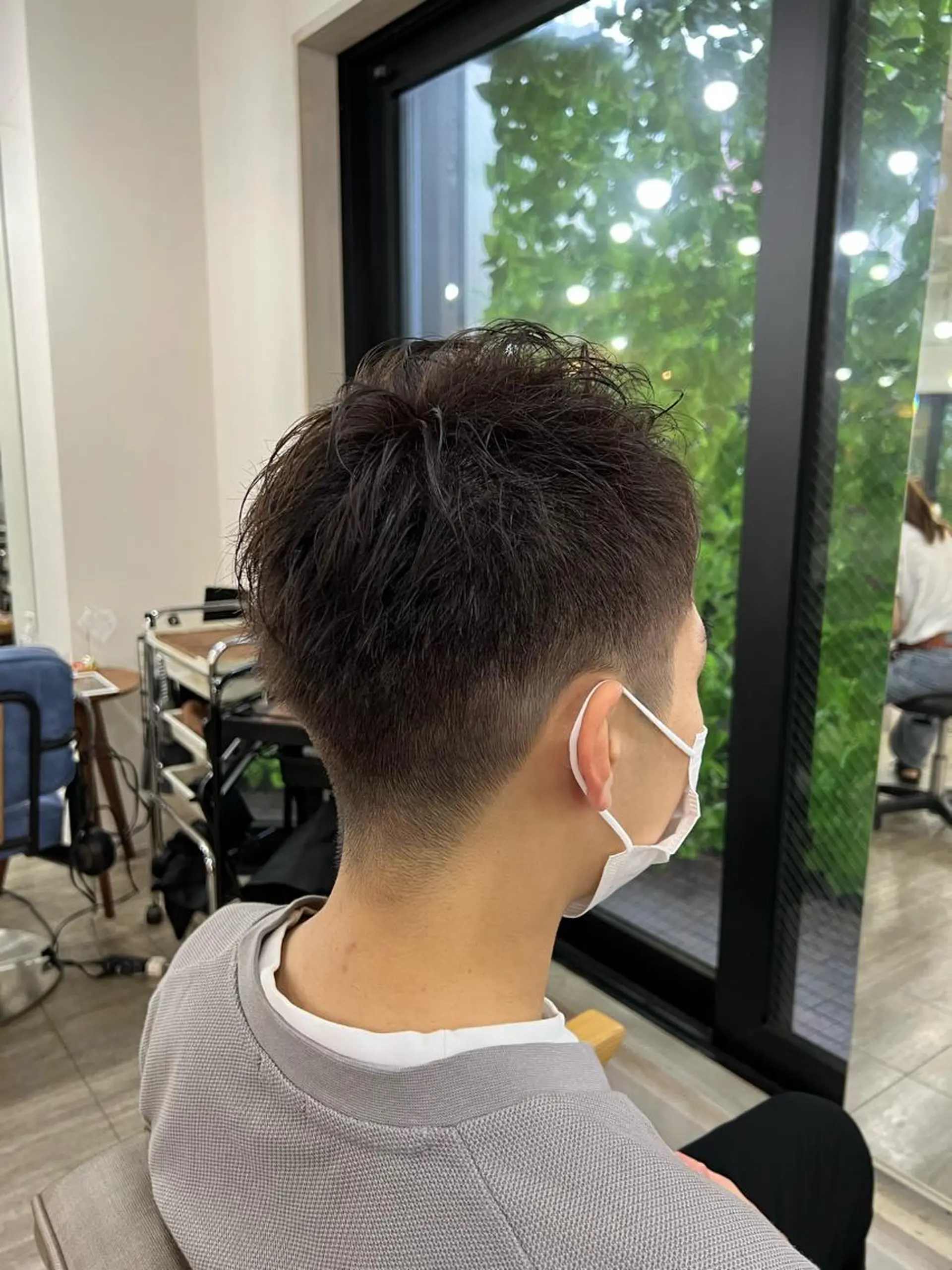 ショート カラー メンズ カット ヘアカラー 韓国風　くすみカラー パーマKOUKIのヘアスタイル