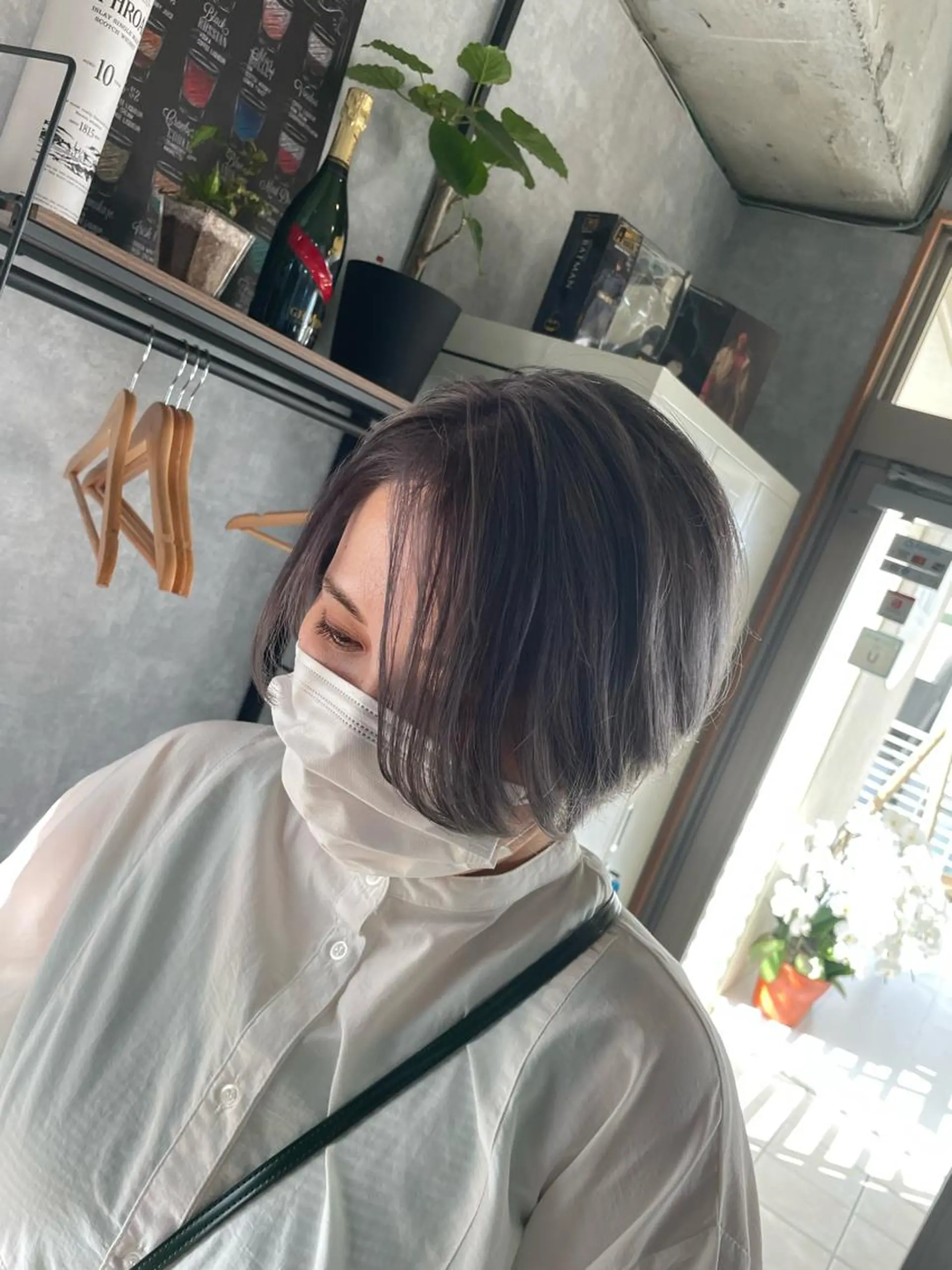 ショート アッシュ 韓国風カラー ボブ ハイライト 韓国風ヘア andKおもろまち店 艶ダブルカラー✨のヘアスタイル
