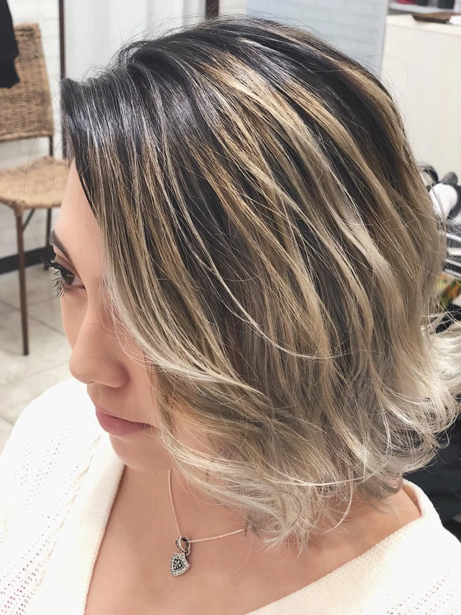 ショート レイヤーカット BREK 袋井店のヘアスタイル