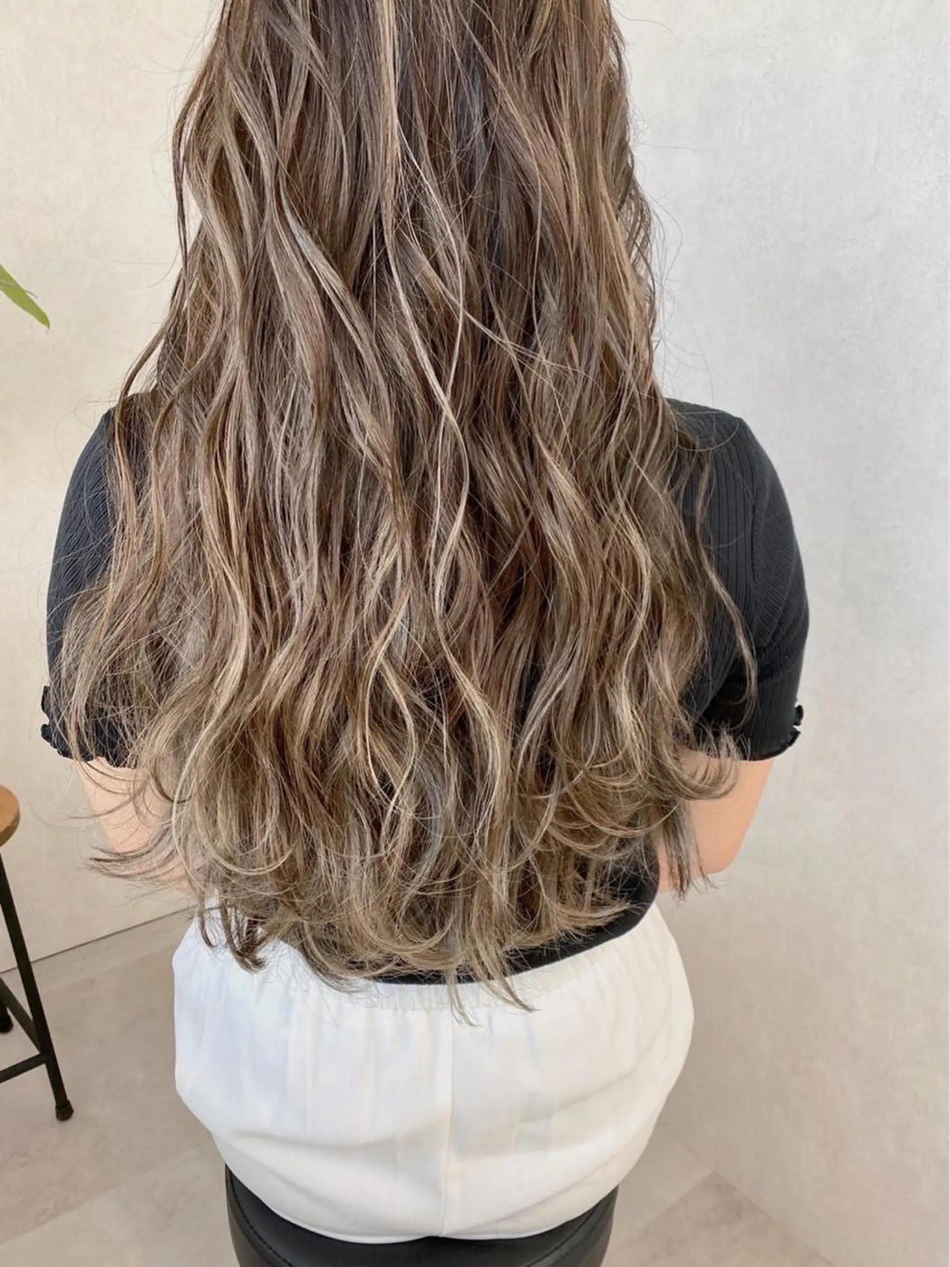 ロング カラー 髪質改善 ヒデのヘアスタイル