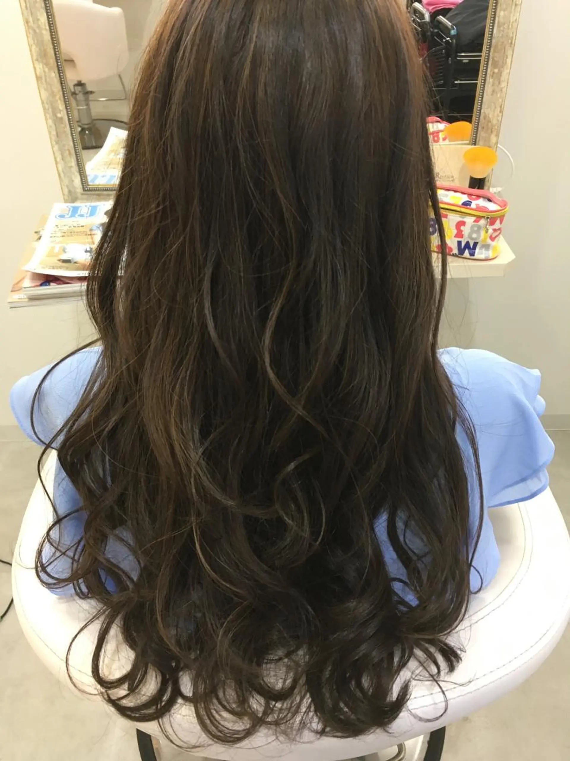 セミロング ロング カラー 髪質改善 中川　翔のヘアスタイル
