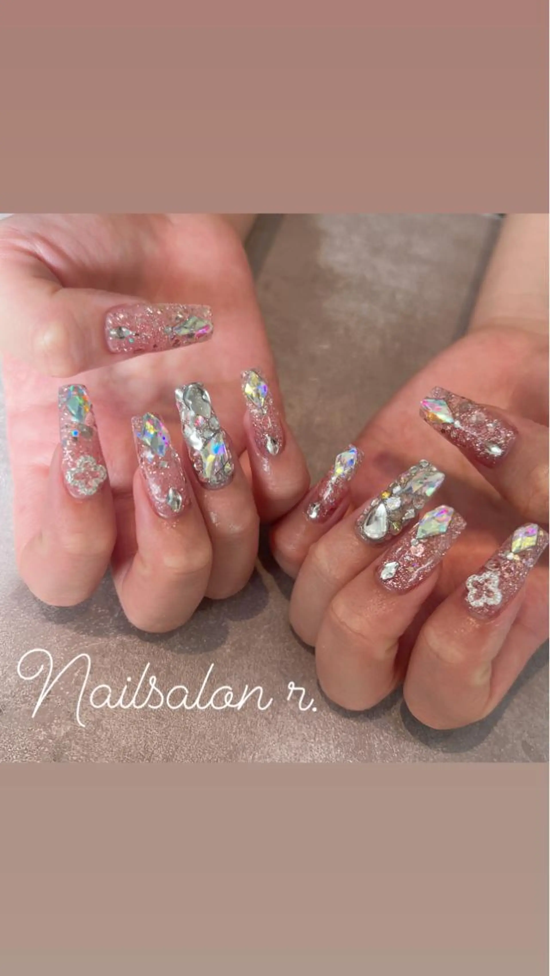 ネイル ハンドネイル Nailsalon r.のネイルデザイン