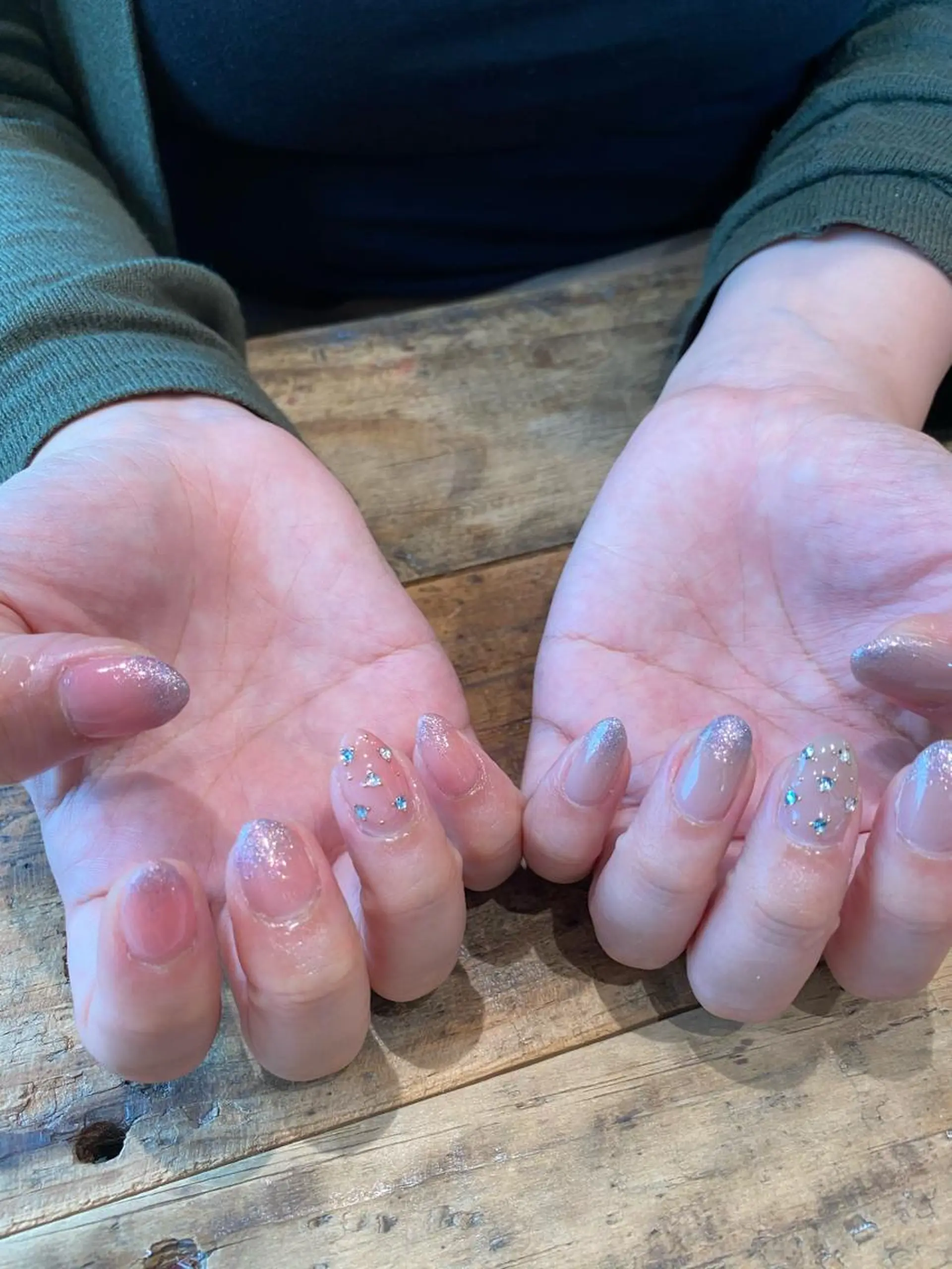 ネイル 佐藤  悠子のネイルデザイン