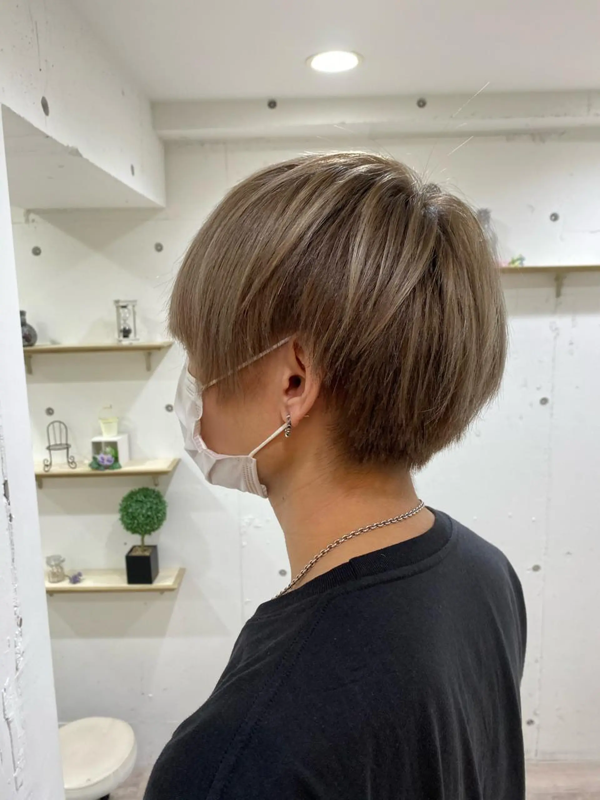 ショート メンズ メンズブリーチ ヘアカラー 🍑艶髪✖️暖色系 ✨momoka🍑のヘアスタイル