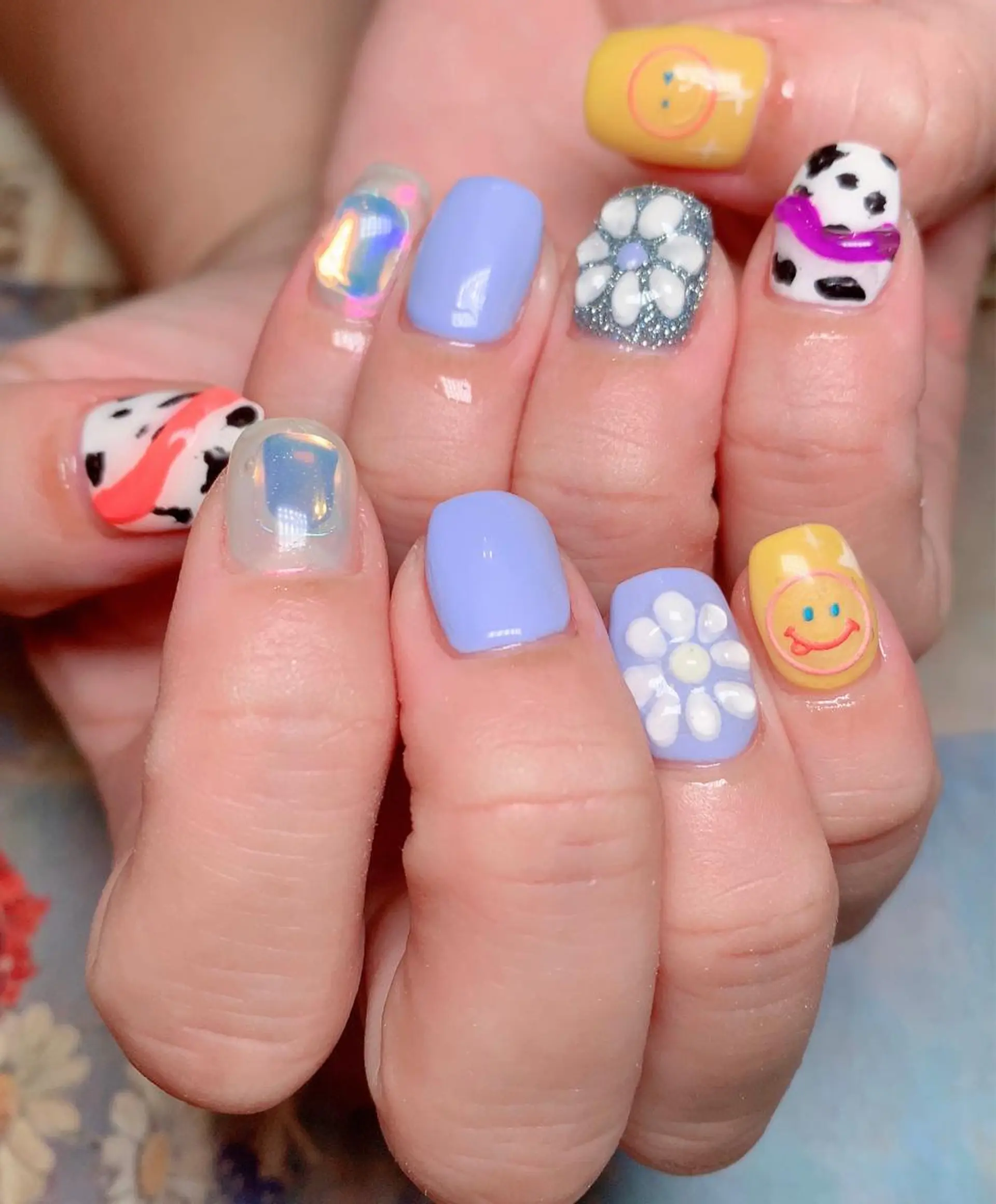 ネイル miu miuのネイルデザイン