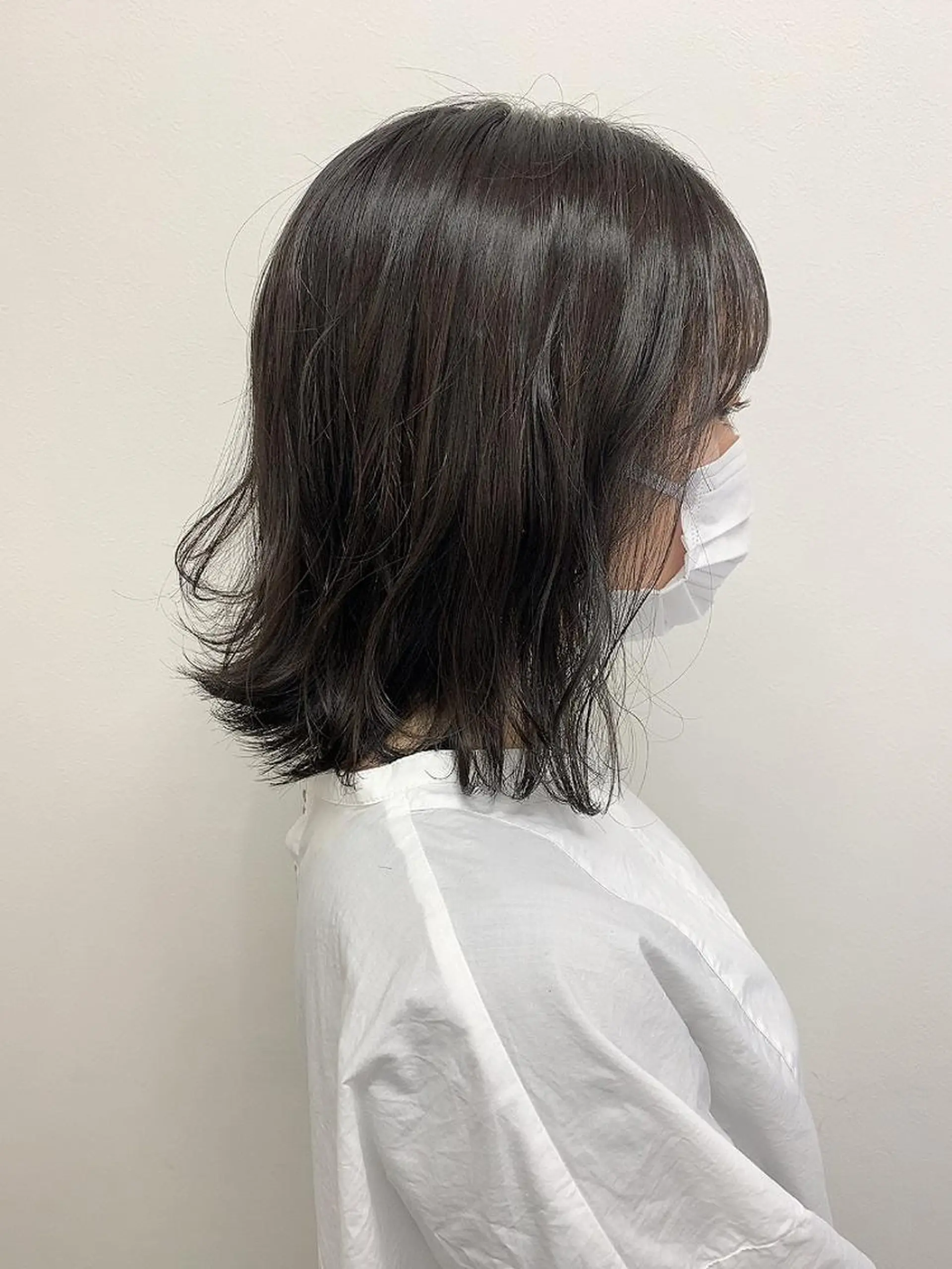 ショート カラー 肌に馴染む暗髪 梅田・増田のヘアスタイル