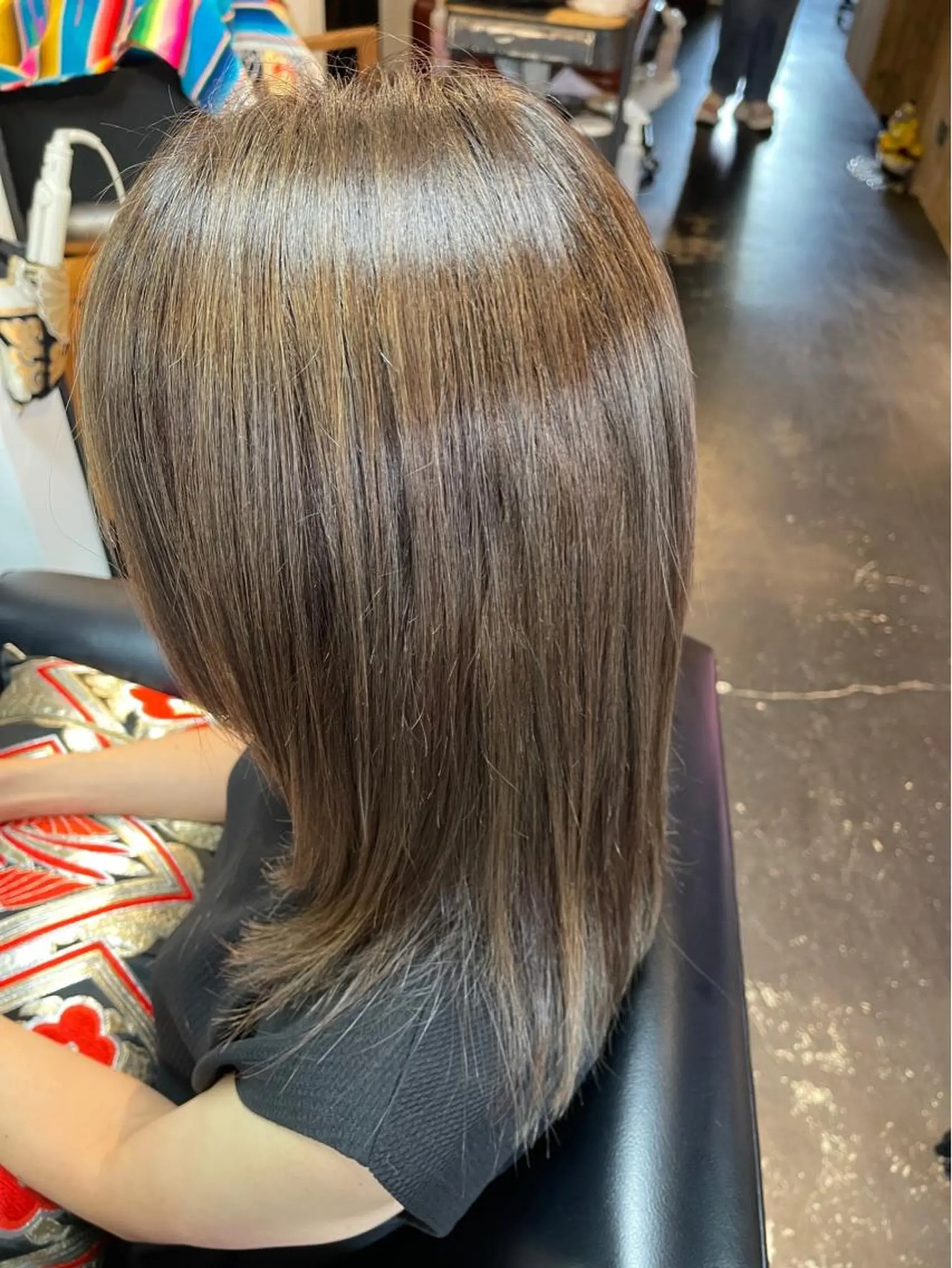 ミディアム ハイライト ヘアカラー 五十嵐 舞のヘアスタイル