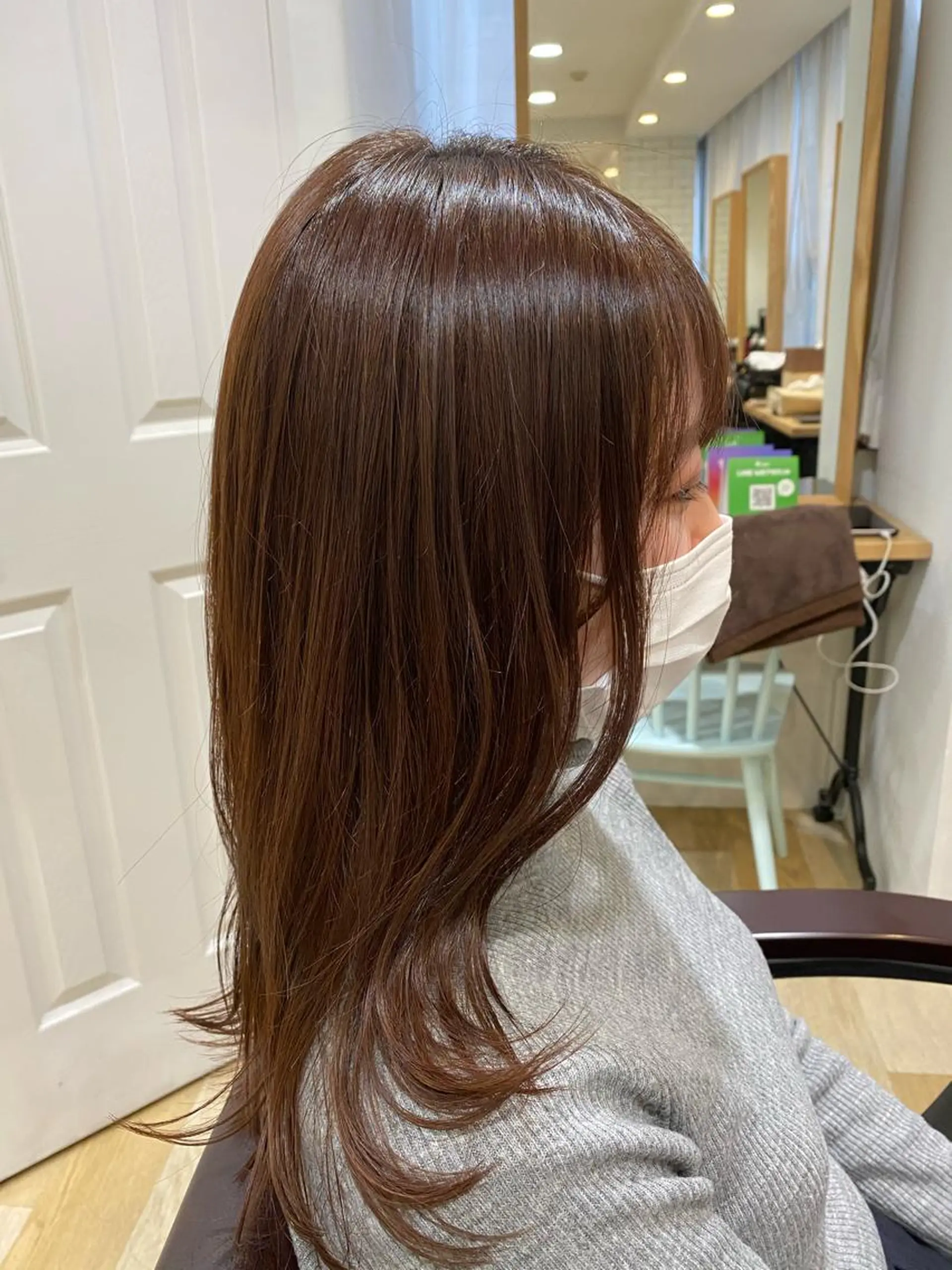 セミロング パーソナルカラー lapiax阿部のヘアスタイル