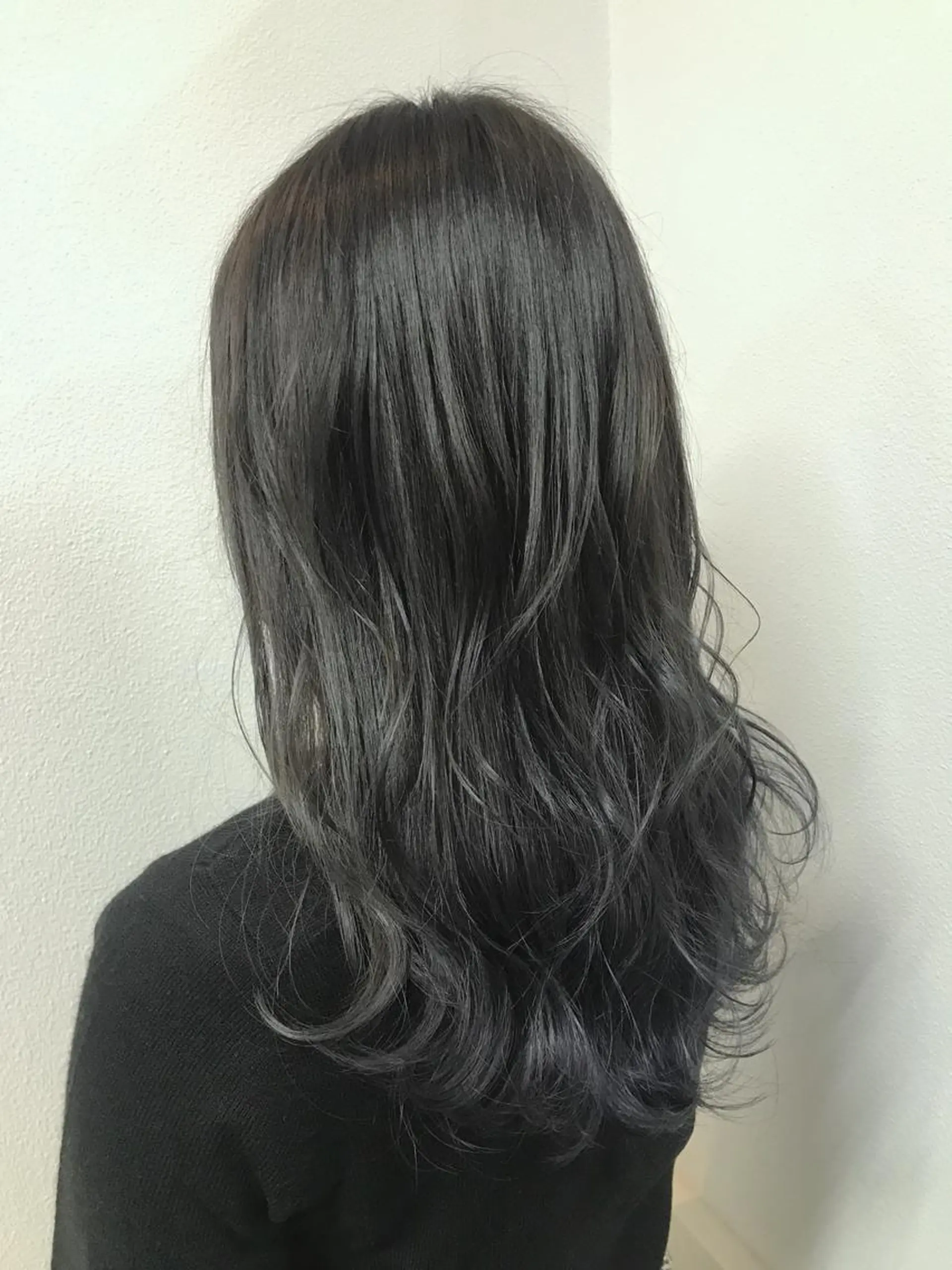 セミロング カラー ヘアアレンジ ブルーカラー シルバー カット ヘアカラー トリートメント GiseL天神カラー 髪質改善/ブリーチのヘアスタイル