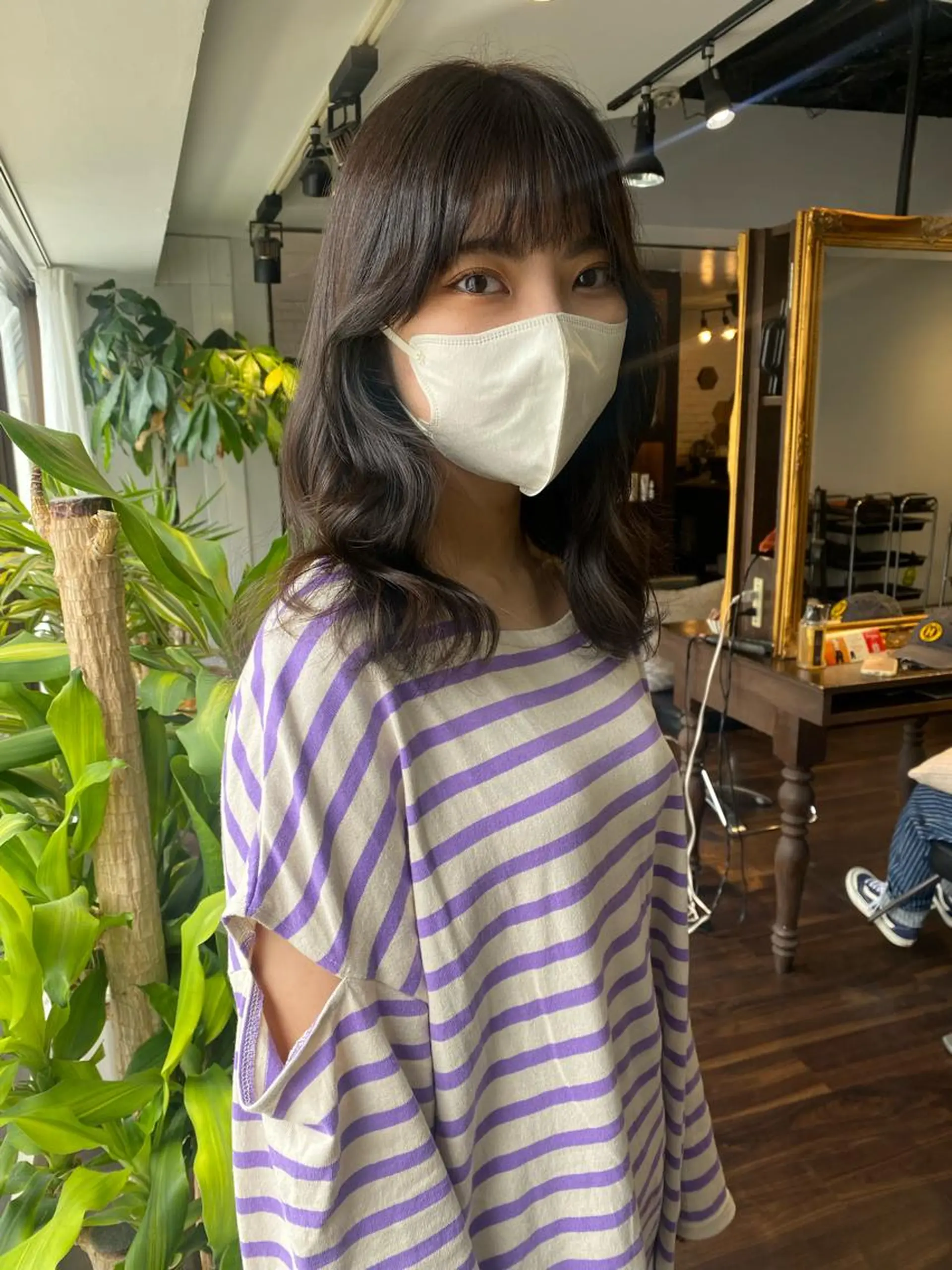 セミロング カラー ヘアアレンジ 透明感カラー グレージュ 顔まわりレイヤー 顔周りカット ヨシンモリ カット ヘアカラー トリートメント レイヤーカット×髪質 改善🇰🇷シオリのヘアスタイル