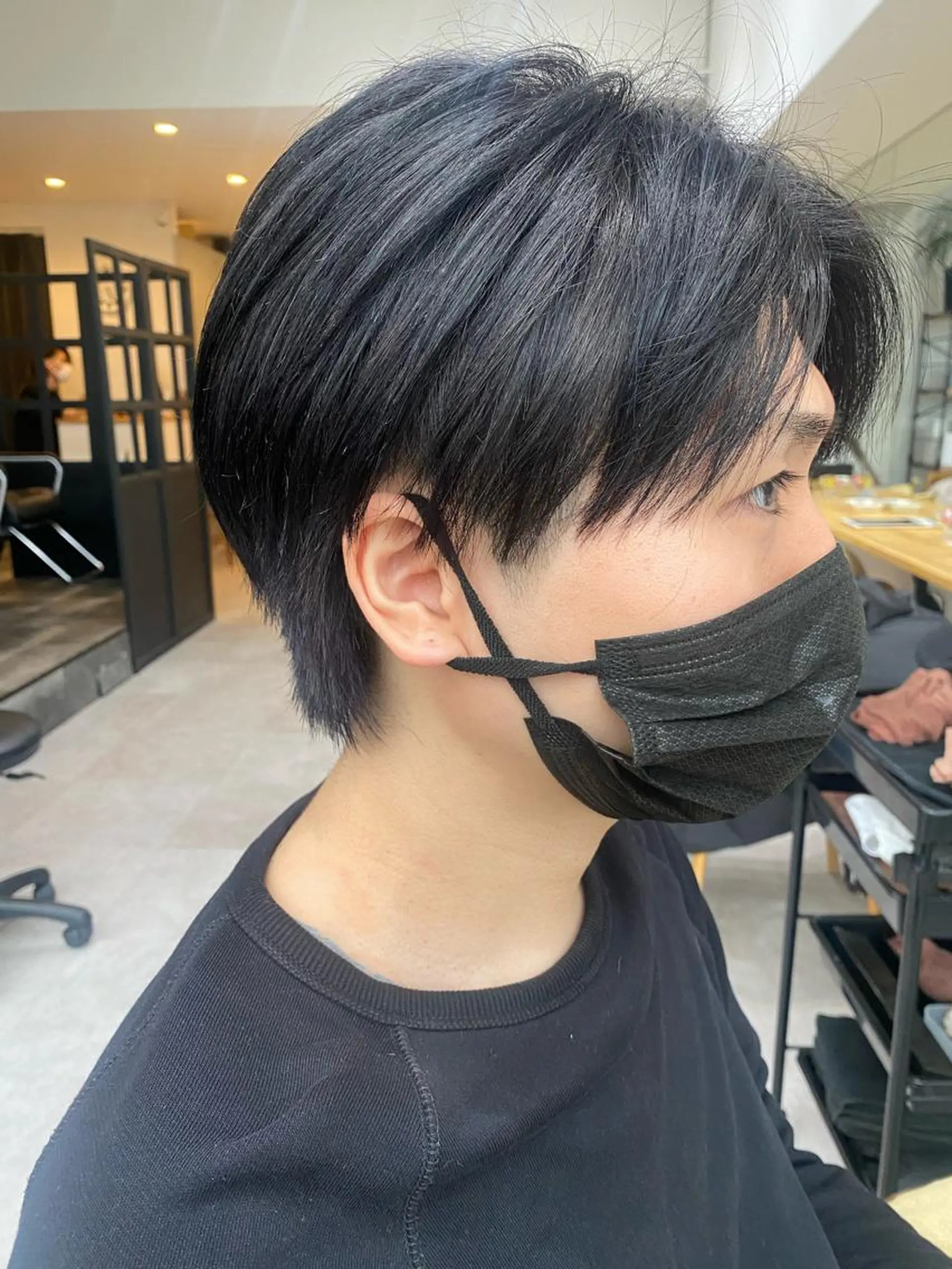 ミディアム カラー メンズ カット ヘアカラー トリートメント 似合う髪型が 分からない方へのヘアスタイル