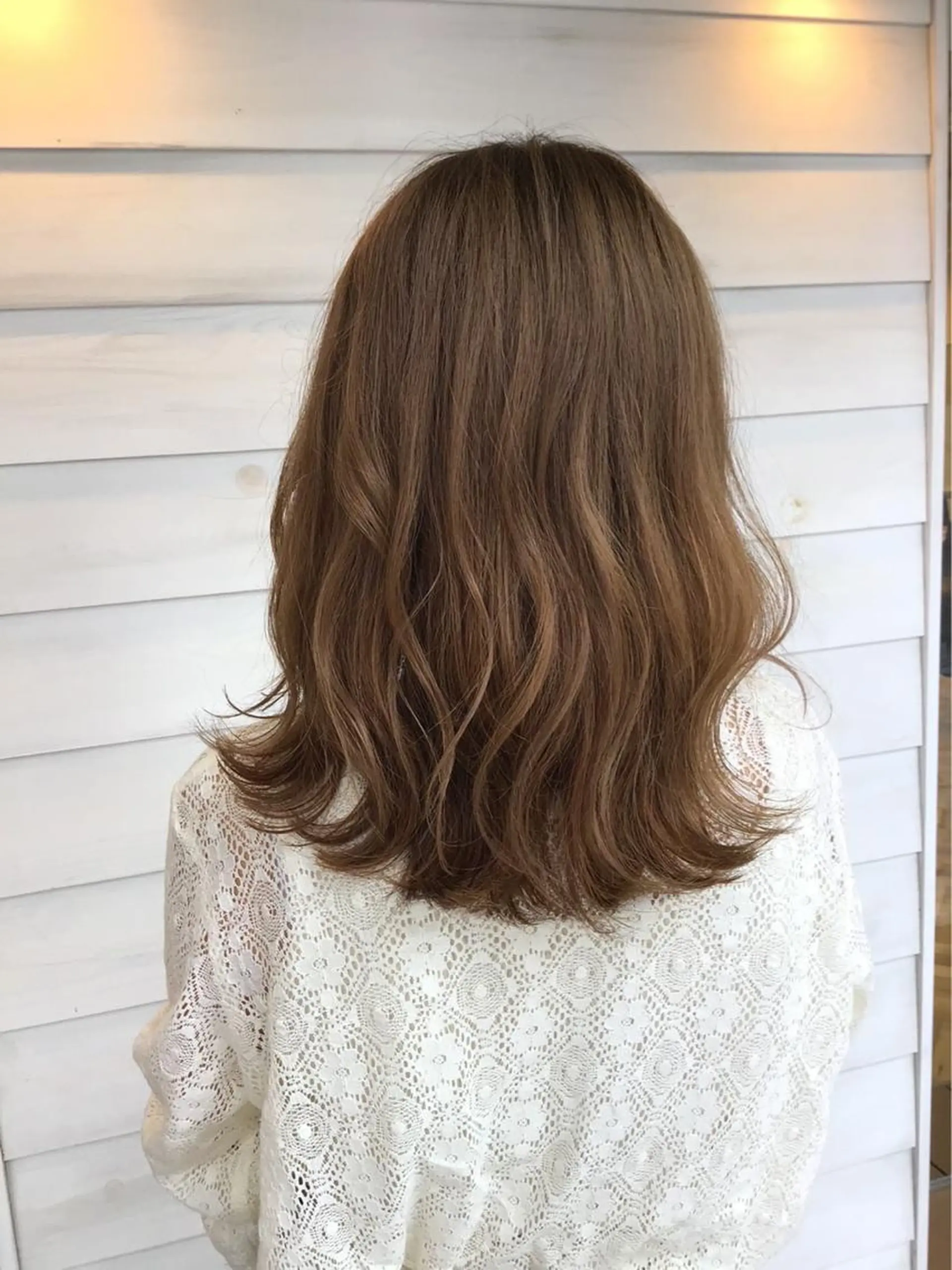 ミディアム ミディアムレイヤー ハイライト レイヤーカット Takashima Harukaのヘアスタイル