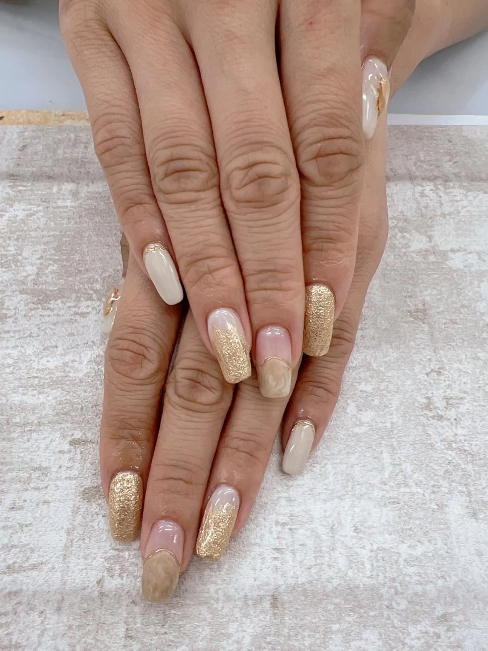 ネイル ニュアンスネイル Romine アイラッシュ&ネイルのマツエク・マツパデザイン