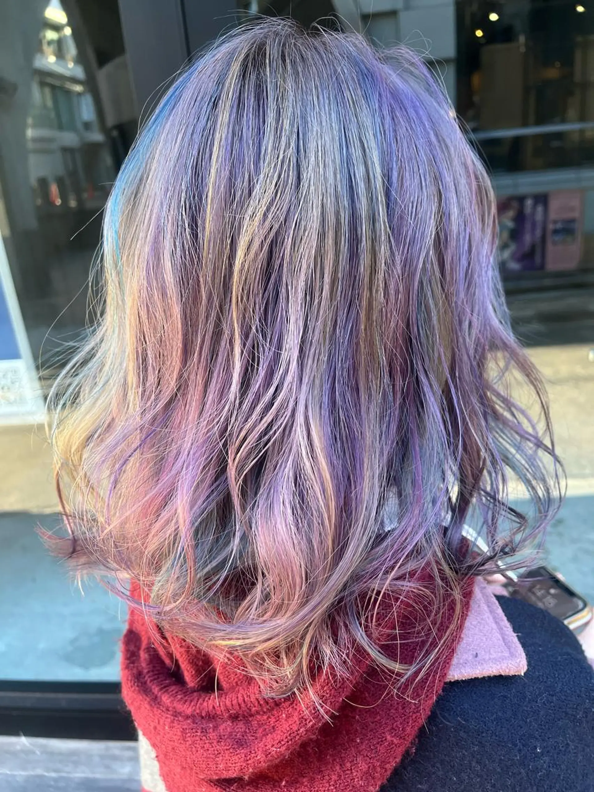 ミディアム カラー ショートボブ ボブレイヤー アッシュ バレイヤージュ ミストバング カット ヘアカラー トリートメント 原宿サロン代表 デザインカラー伊藤卓のヘアスタイル