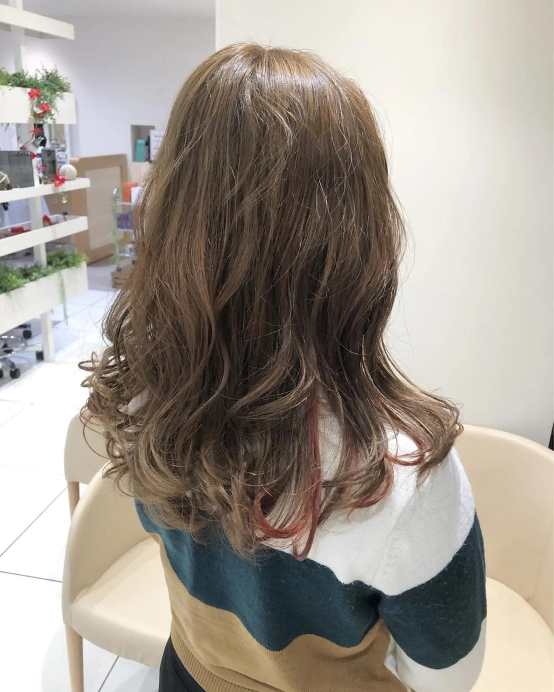 ロング カラー ブリーチ インナーカラー 店長     押野 勇也のヘアスタイル