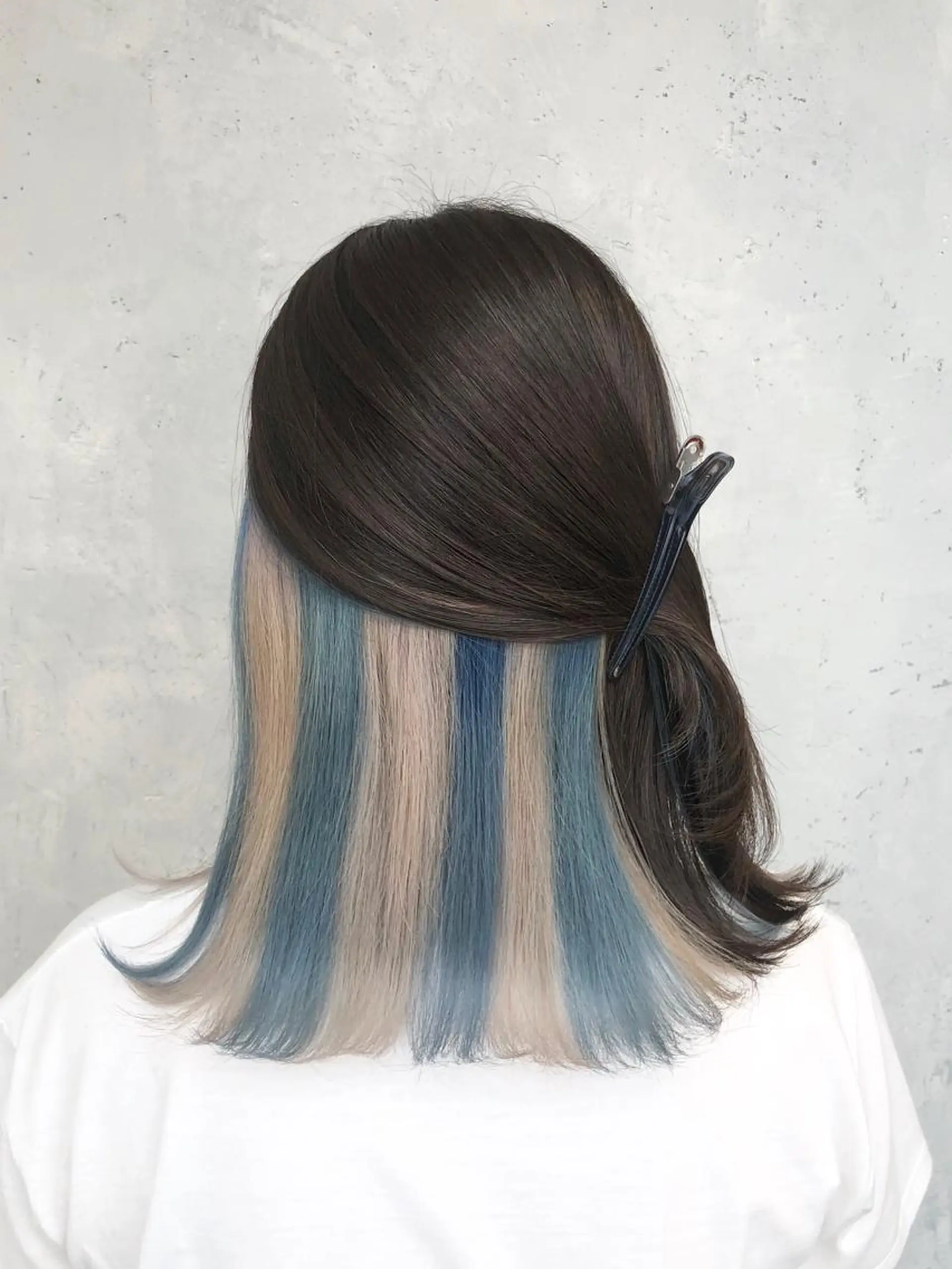 ミディアム カラー ヘアアレンジ ｲﾝﾅｰｶﾗｰ屋さん 🫧伊藤拓実のヘアスタイル