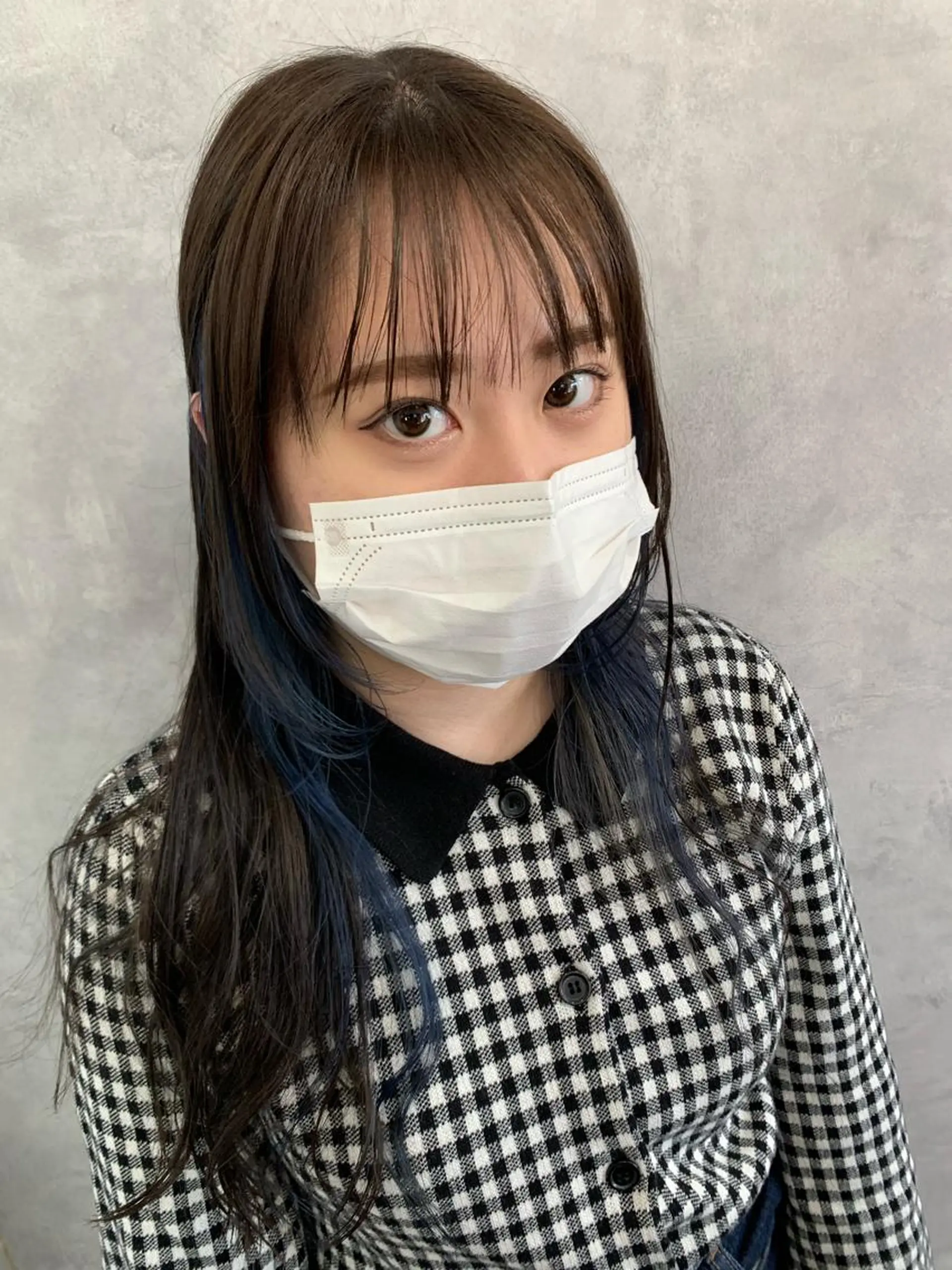 セミロング カラー チバ ヒロトのヘアスタイル