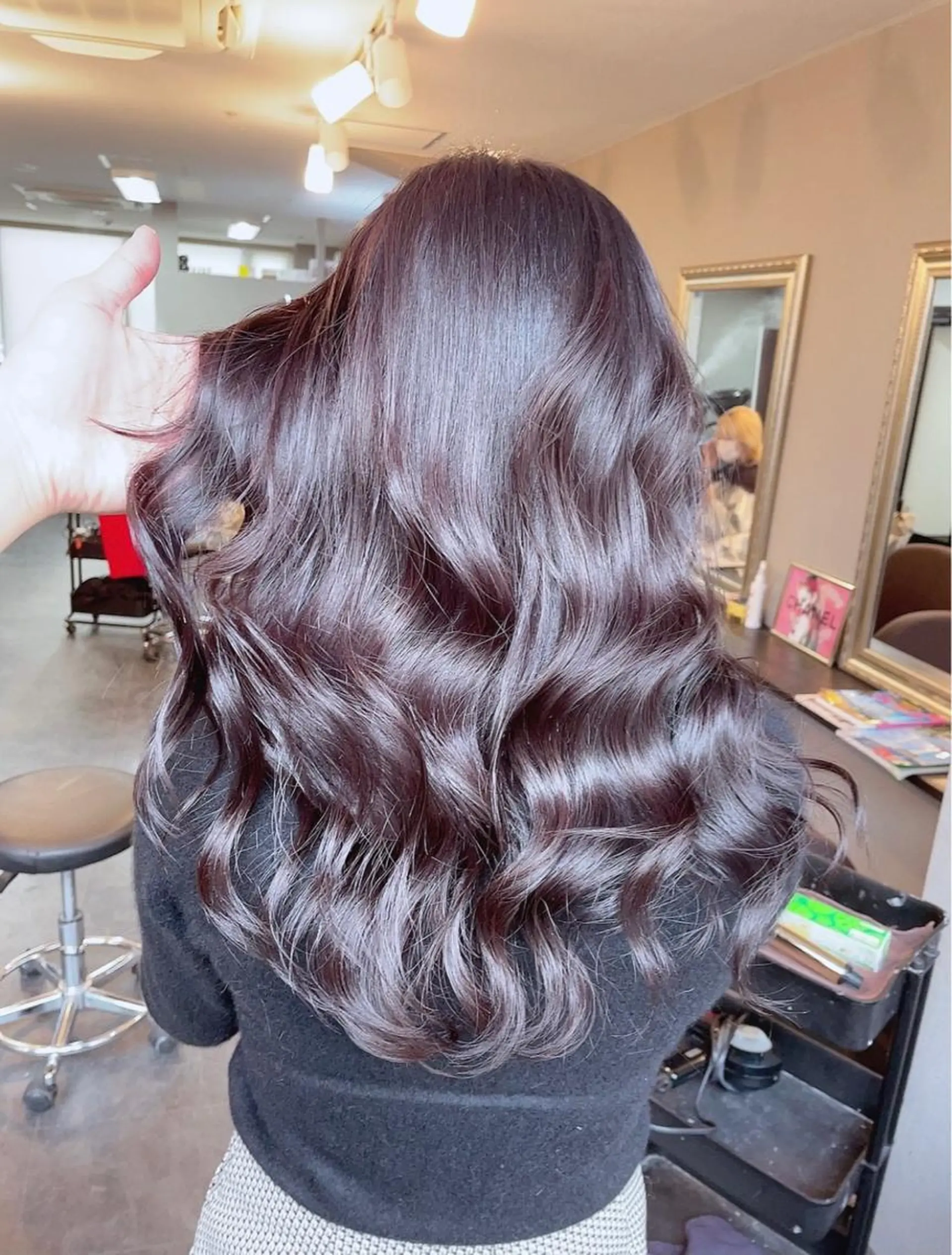 ロング アッシュ カット ヘアカラー Selene hair OSAKAのヘアスタイル