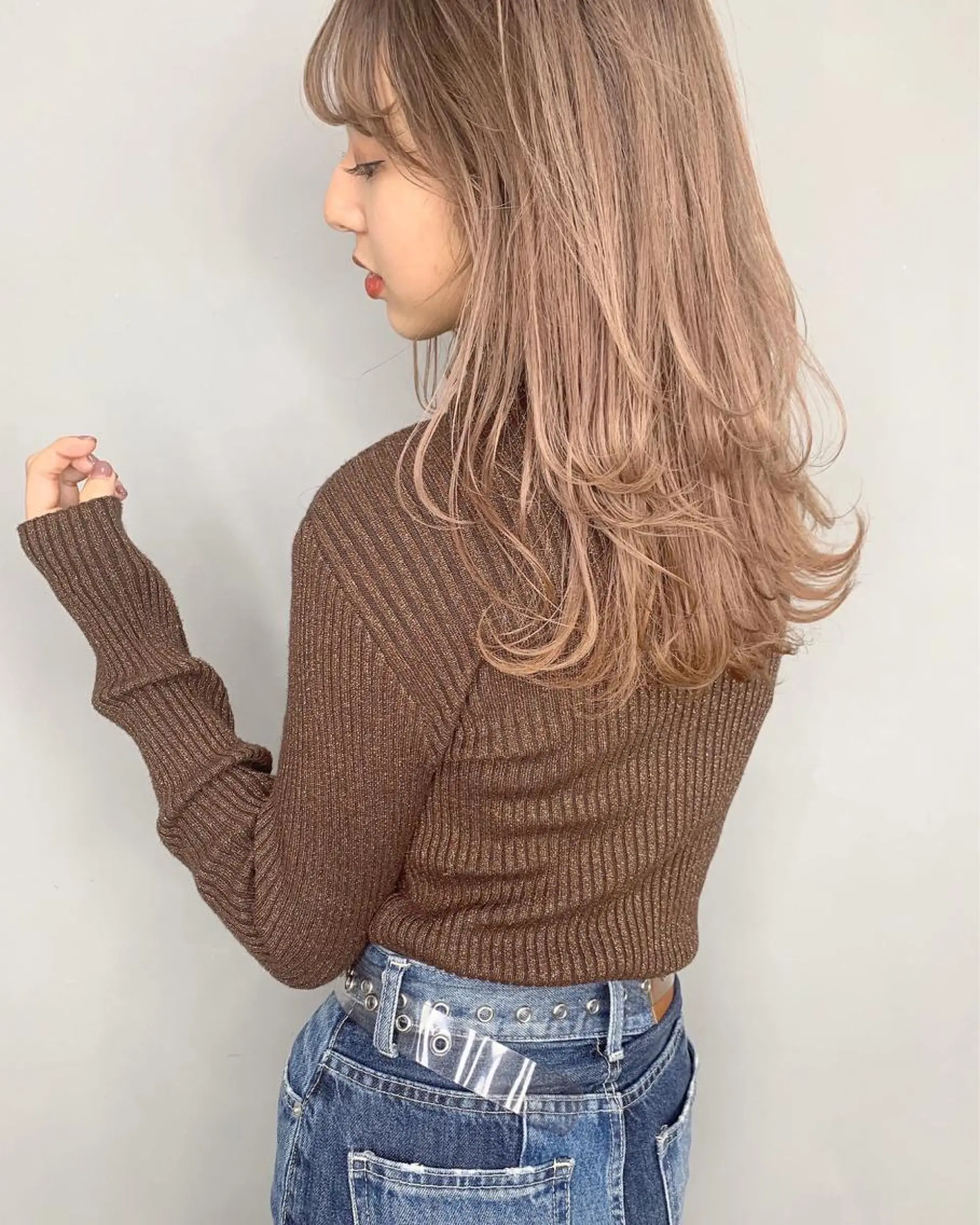 セミロング カット ヘアカラー 三戸 修平のヘアスタイル