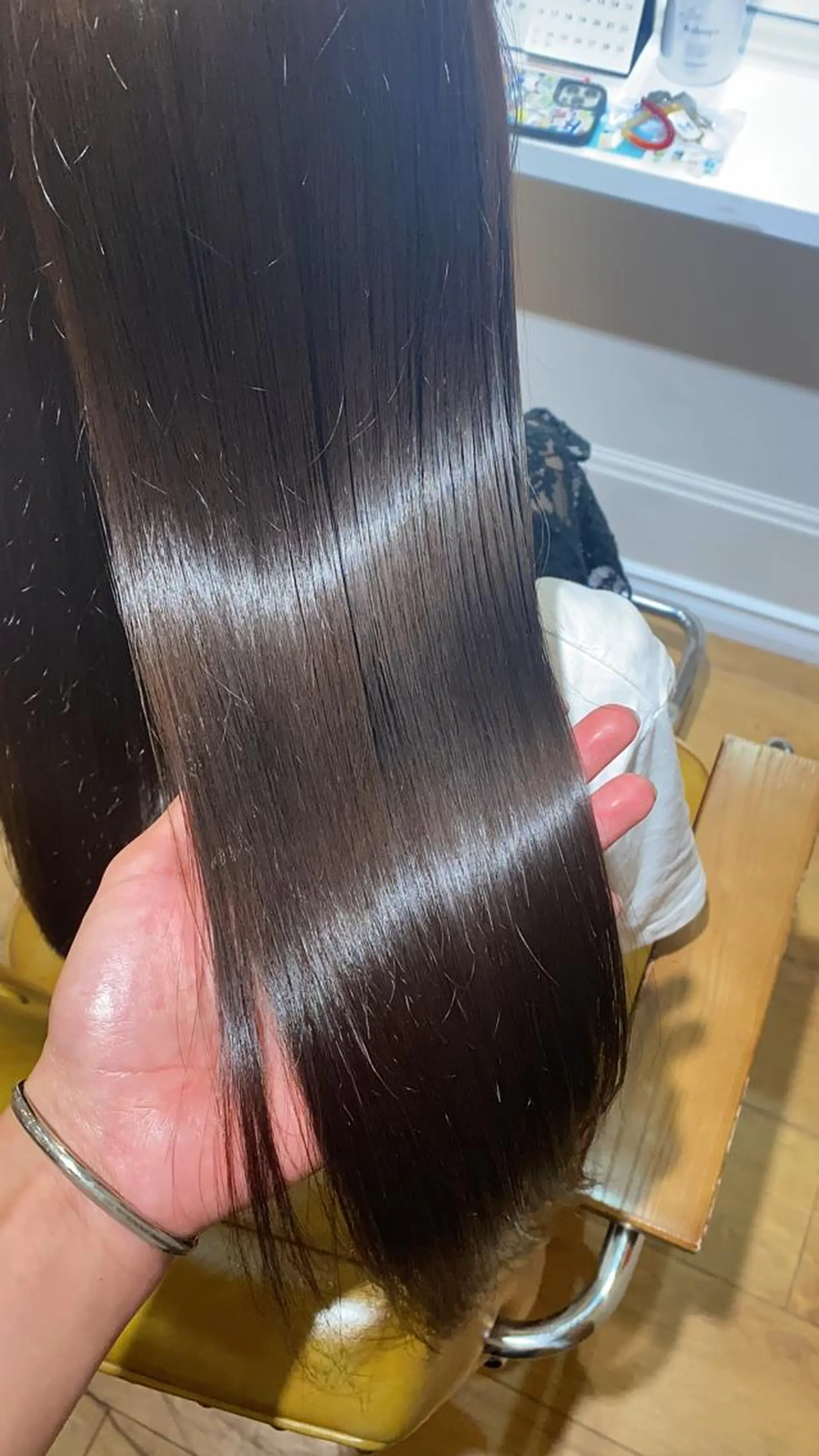 ロング 髪質改善 パーマ 縮毛矯正 【暗め透明感カラー】 【インナー】小島良太のヘアスタイル