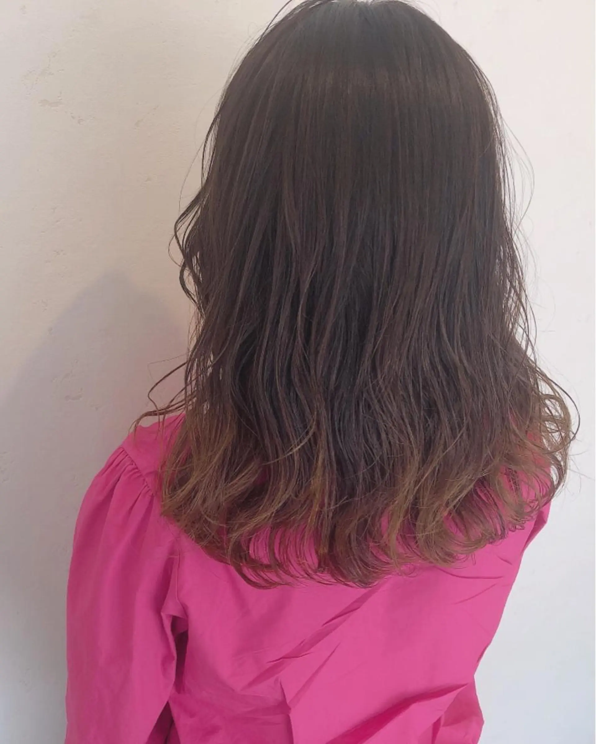 ミディアム カラー 伊藤 さやかのヘアスタイル
