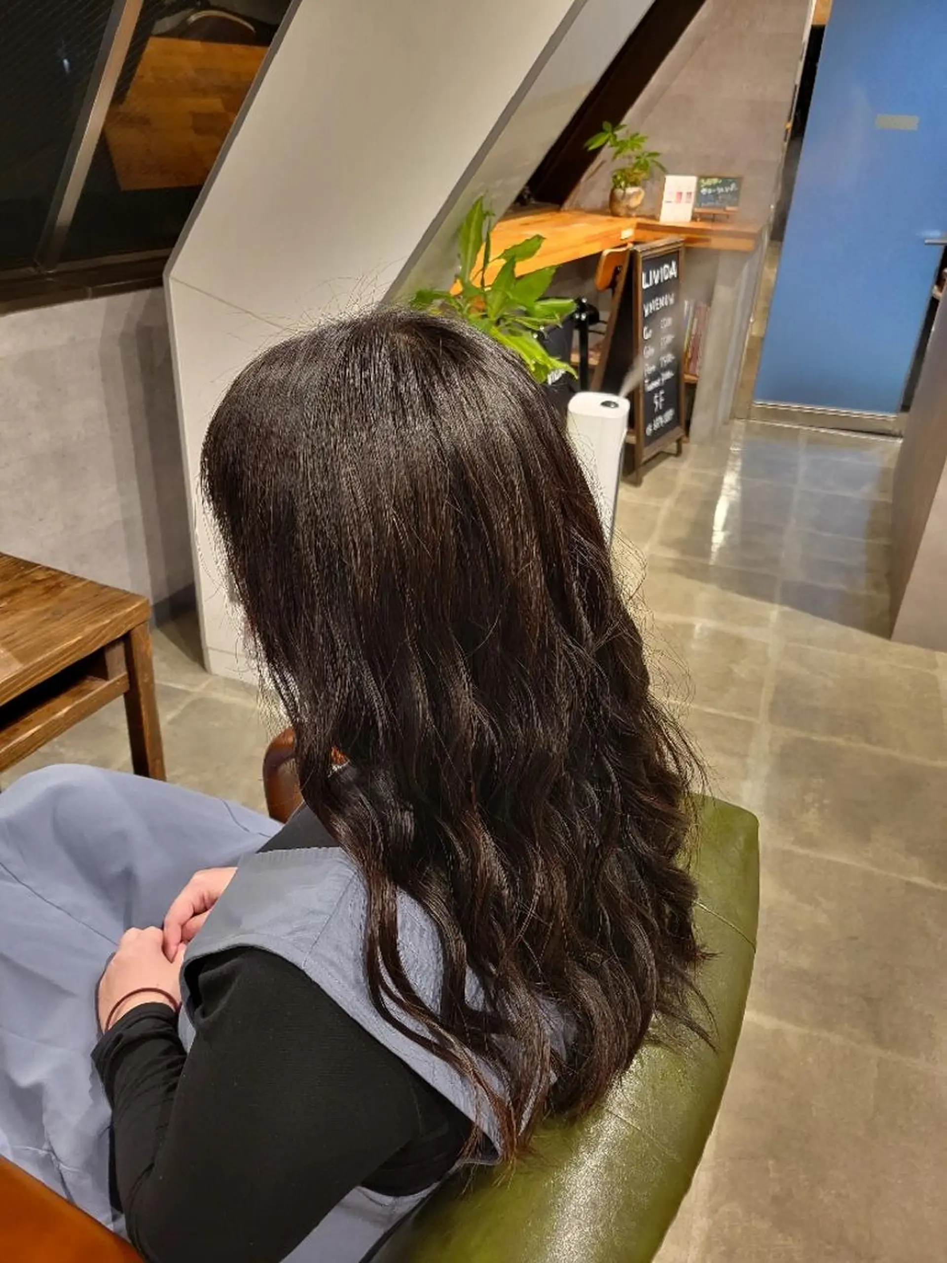 ロング 山口 そらのヘアスタイル