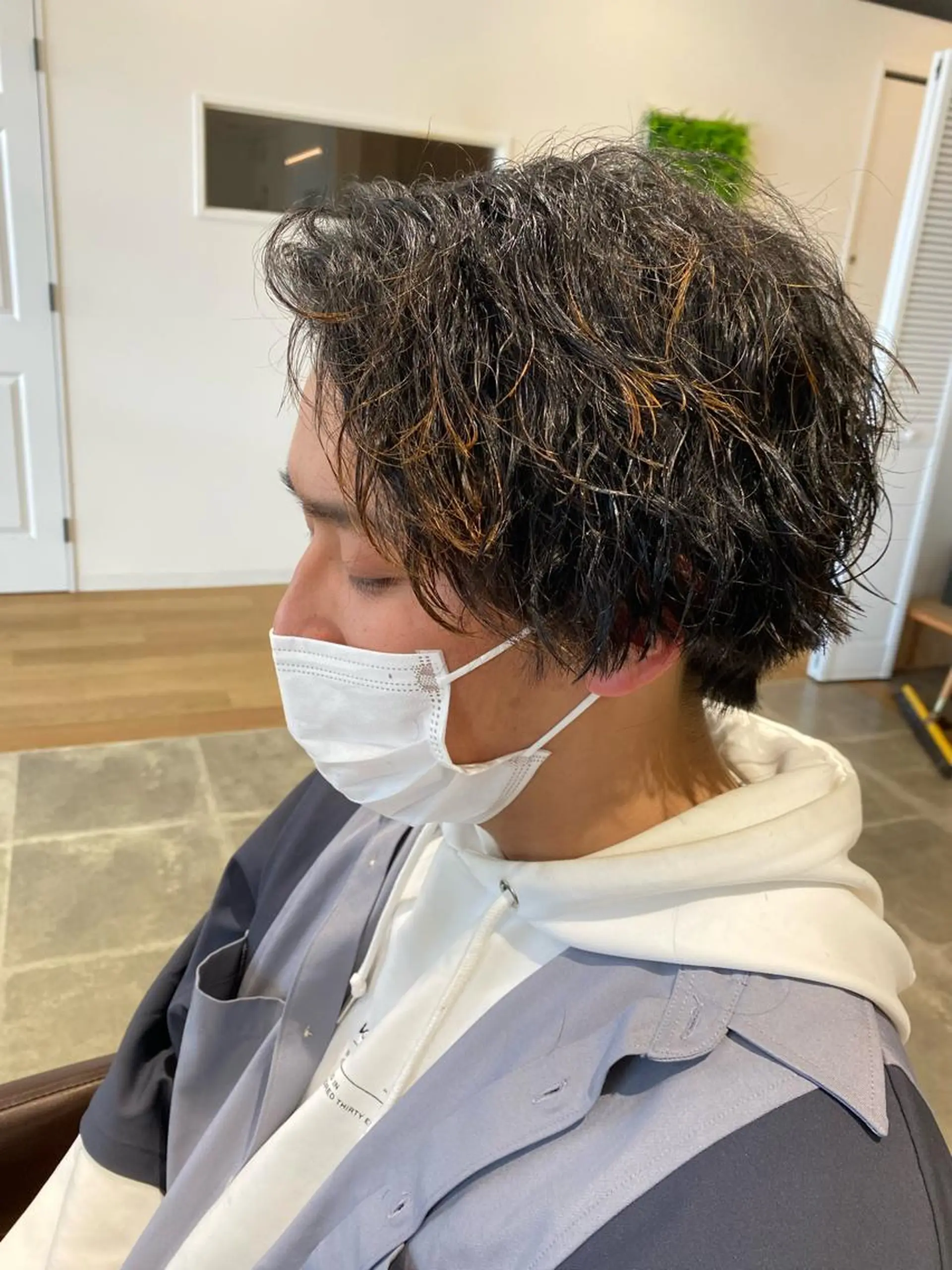 パーマ メンズ メンズパーマ ツイストスパイラルパーマ スパイラルパーマ 工藤 惇のヘアスタイル