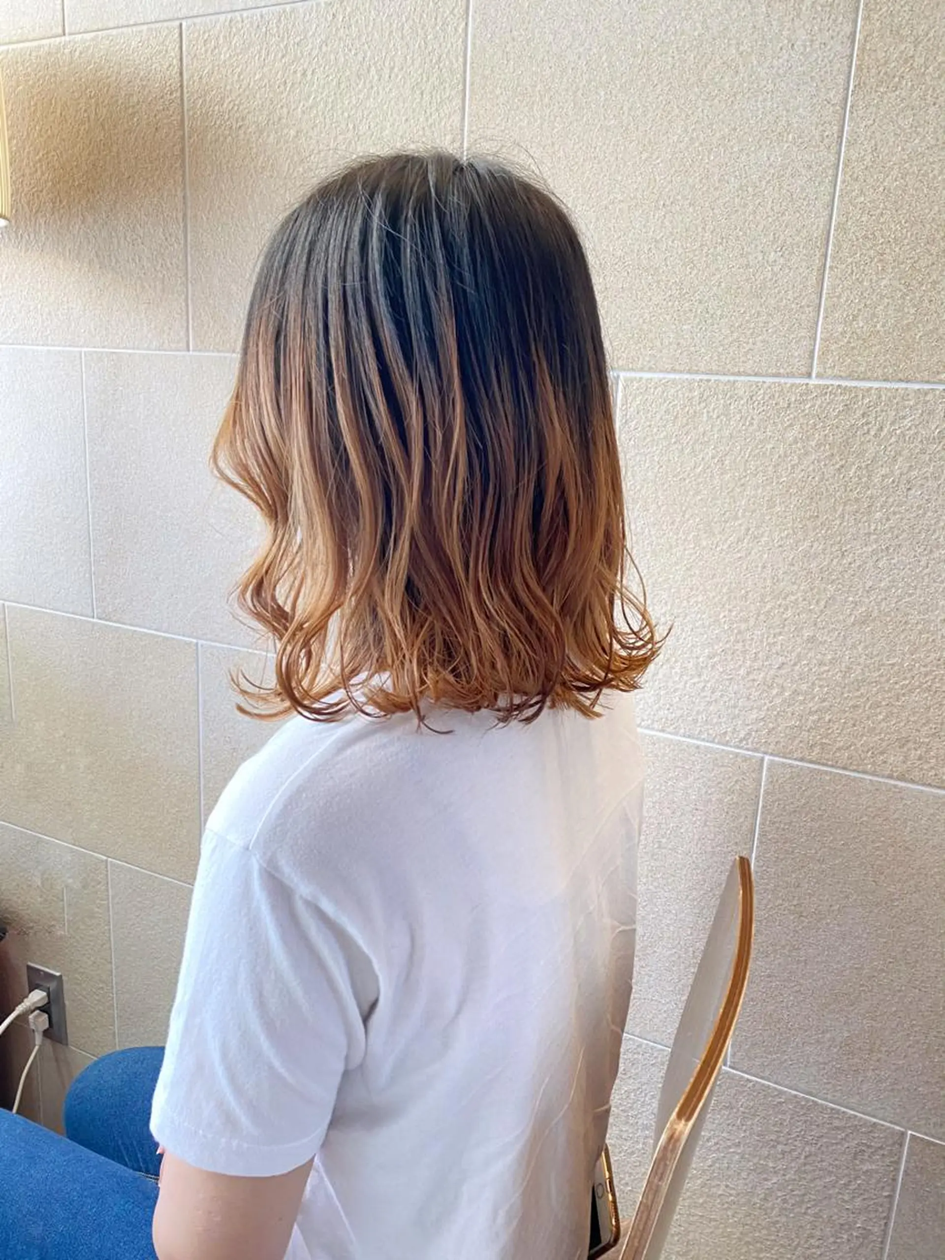 ミディアム カット 進 詩織のヘアスタイル