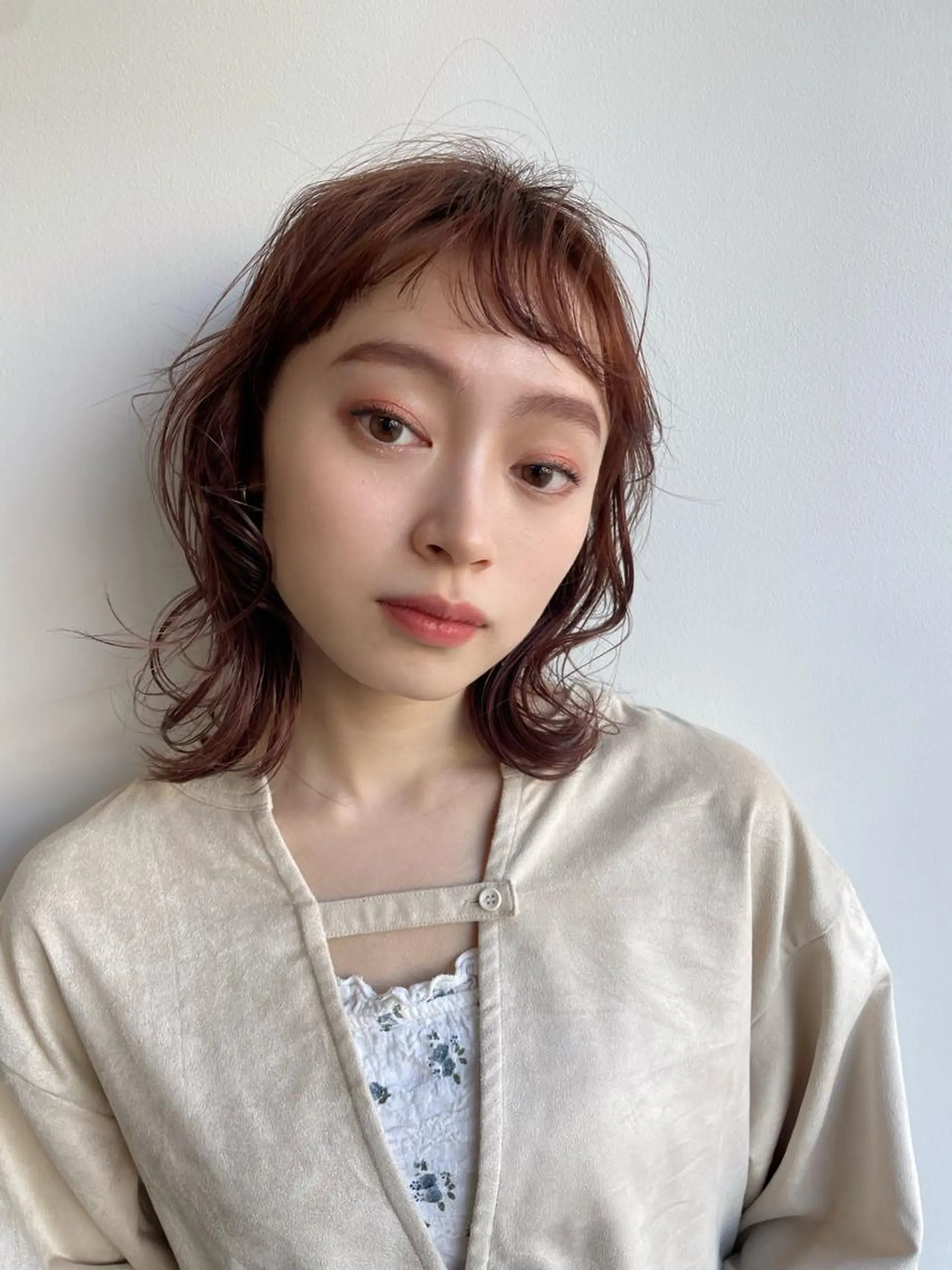 ミディアム カラー カット 縮毛矯正 ツキノキ ミナのヘアスタイル