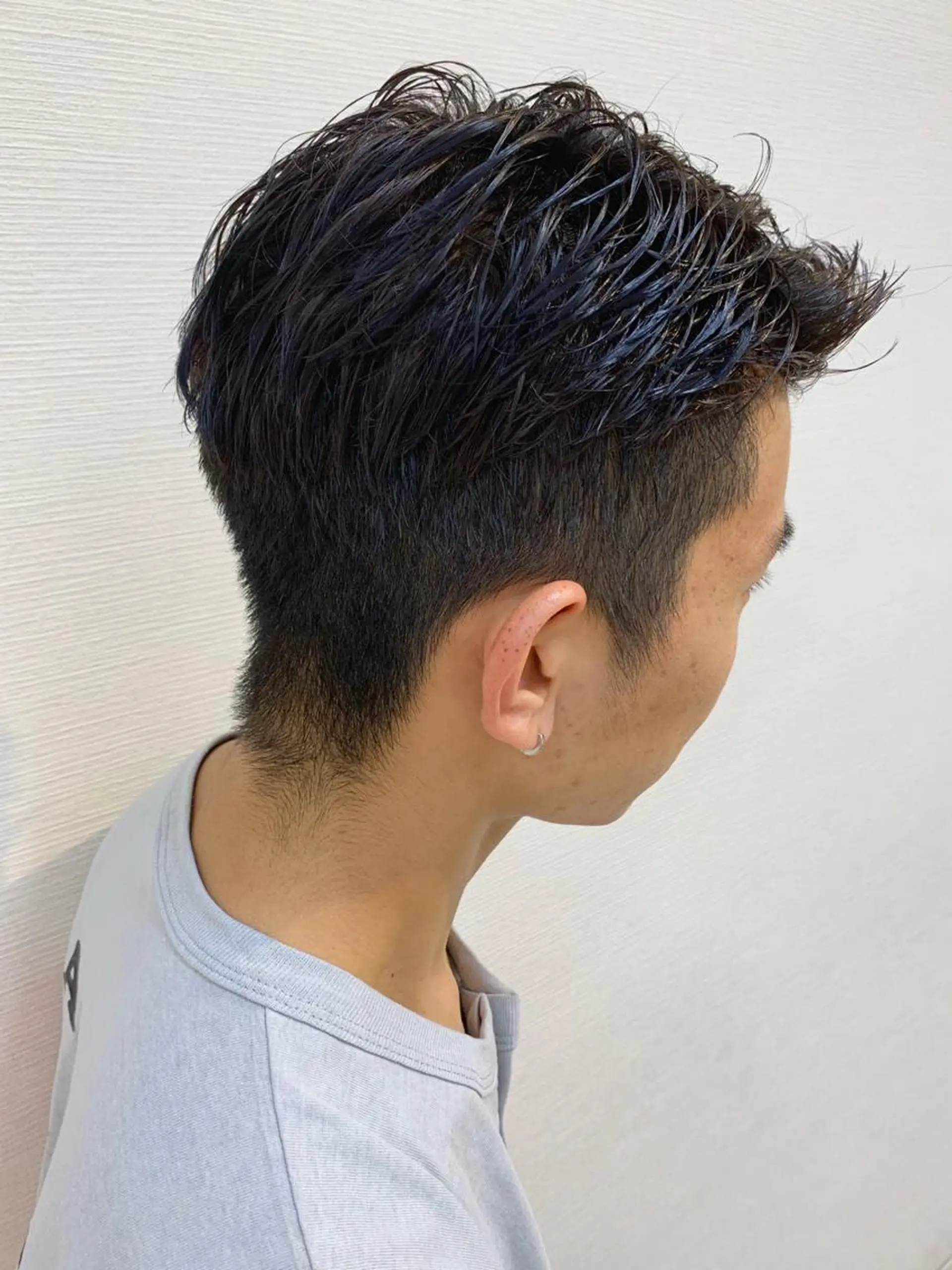 カラー メンズ 中垣 南のヘアスタイル