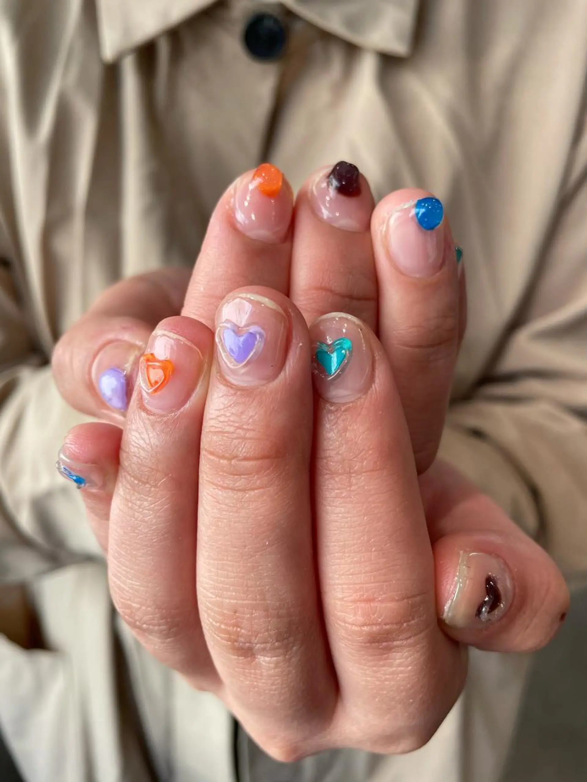 ネイル ハート ぷっくりネイル ハンドネイル ナチュラル透明感🌱 小山美樹子のヘアスタイル