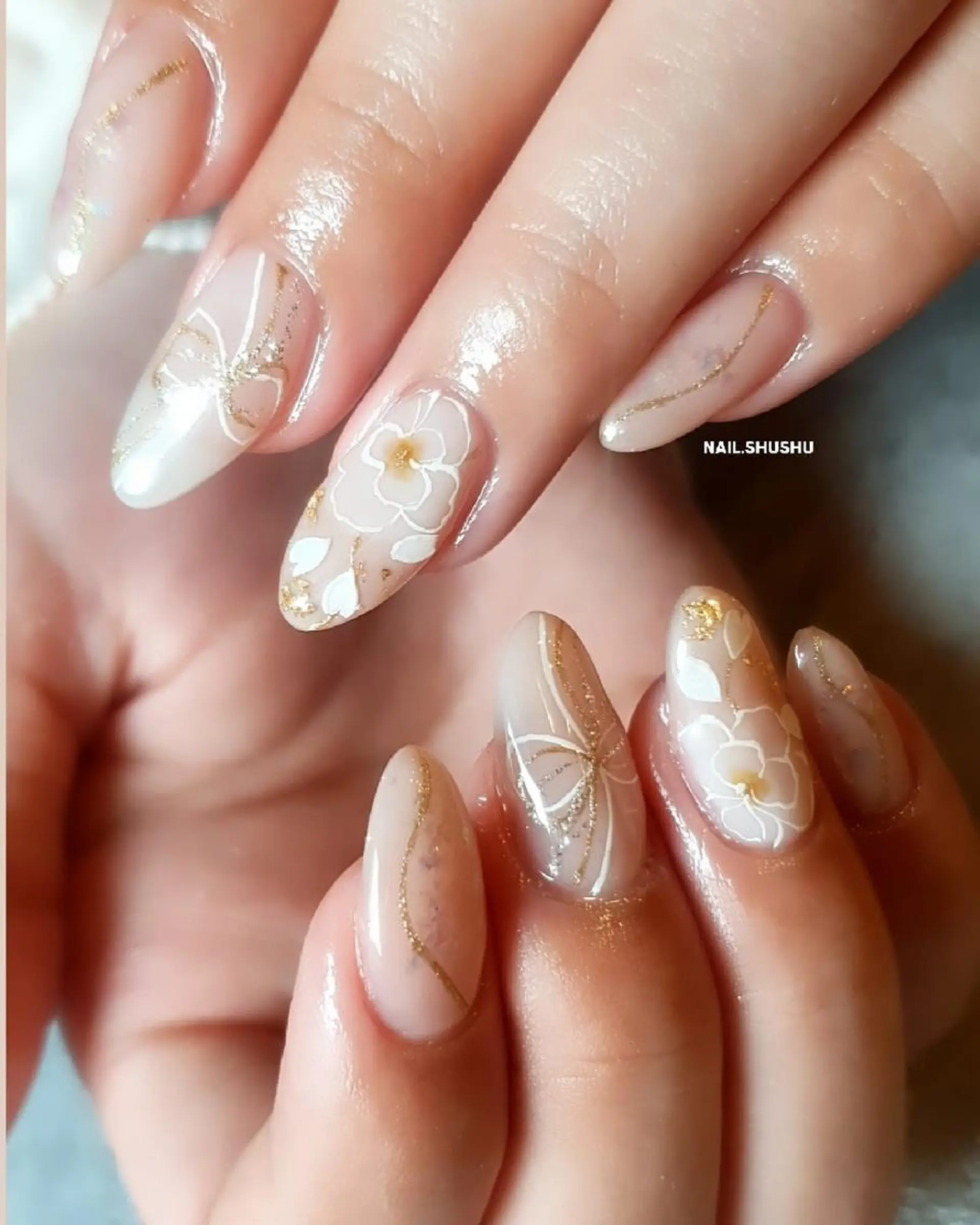 ネイル 持ち込み ニュアンスネイル シンプルネイル 冬ネイル 3dパーツ/流行り 👧shushu❤️のネイルデザイン