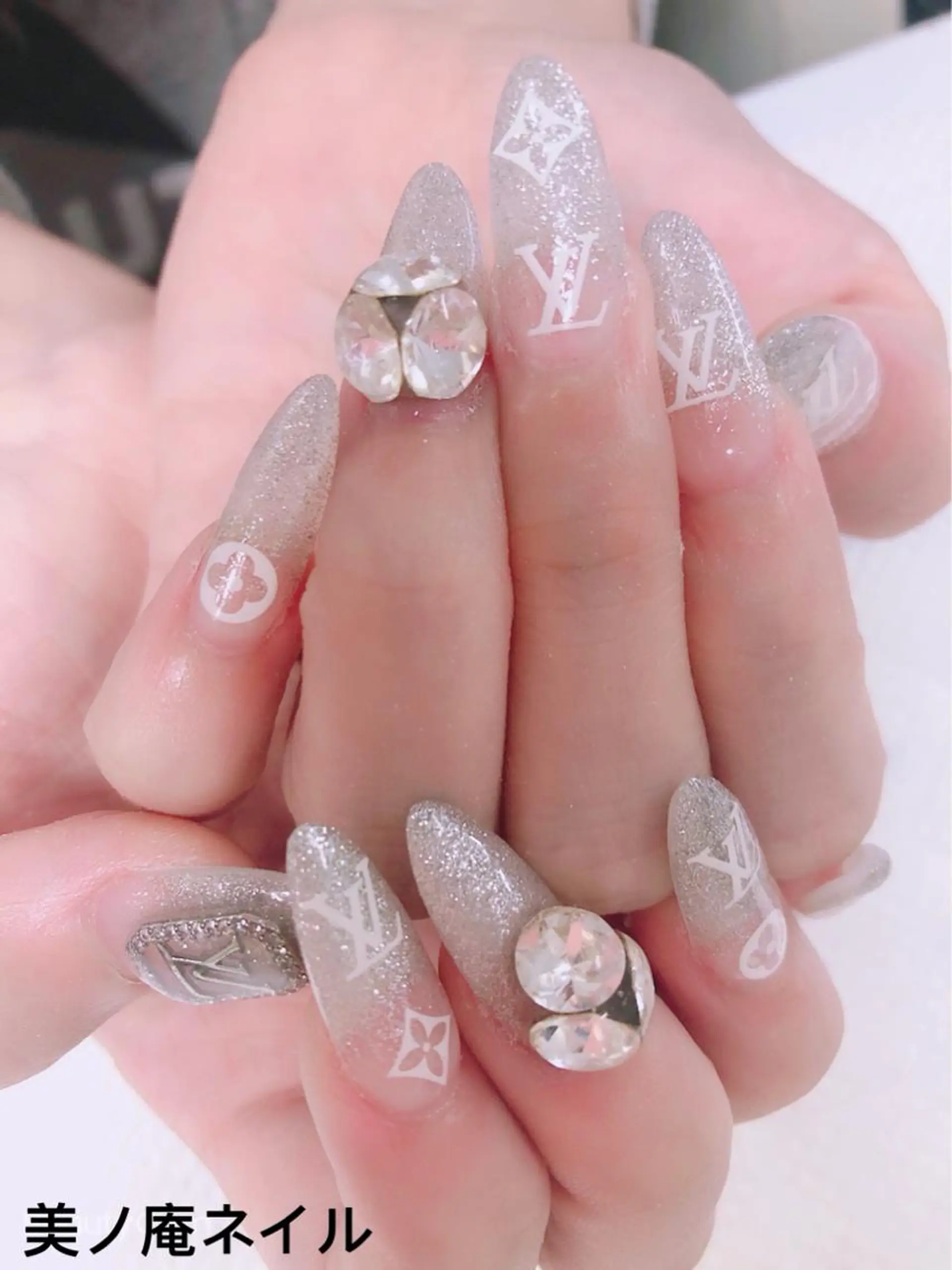 ネイル 美ノ庵ネイルサロン メトロポリタン前店のネイルデザイン