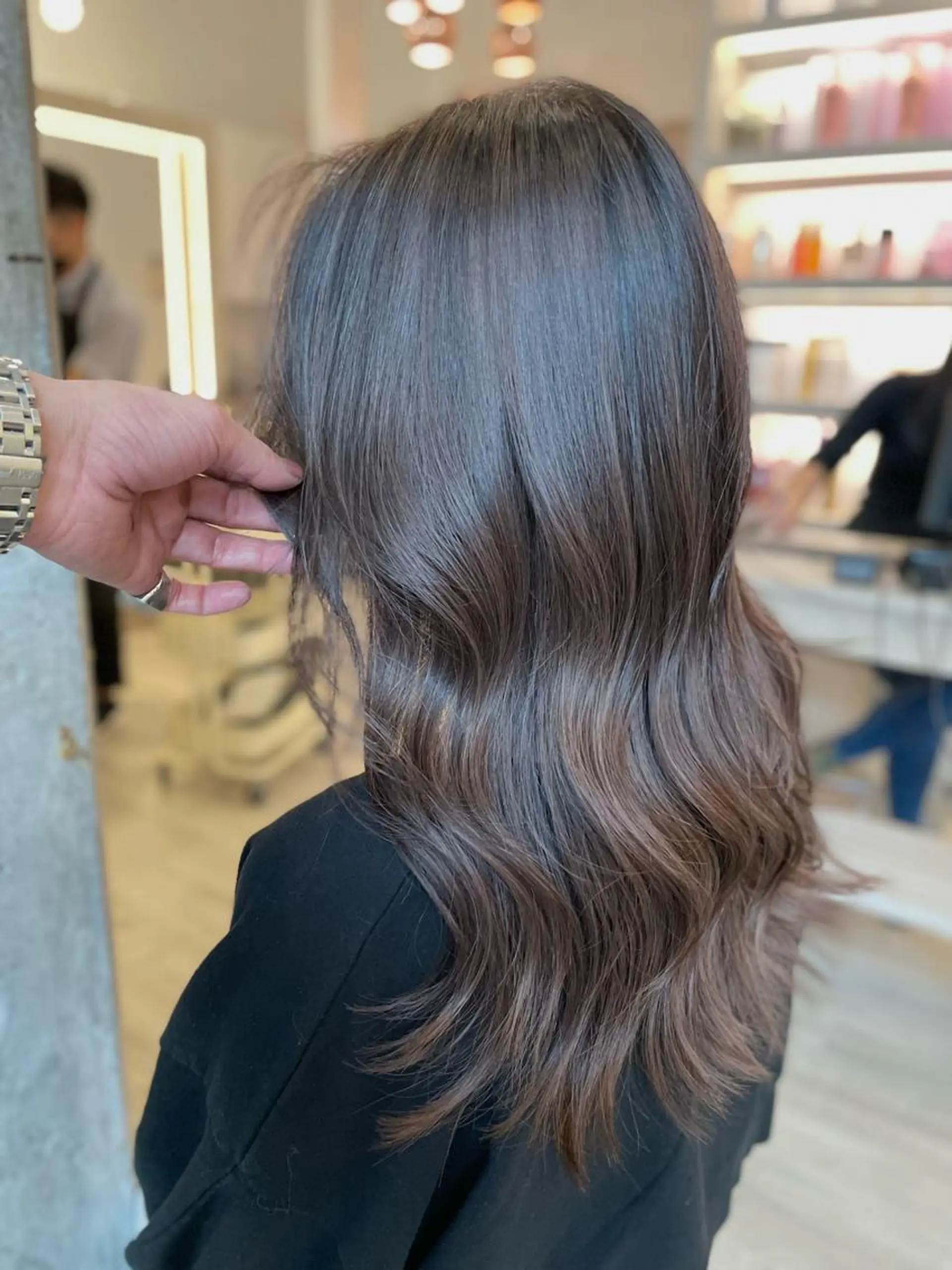 ロング カラー カット ヘアカラー トリートメント Akane レイヤー/艶カラーのヘアスタイル