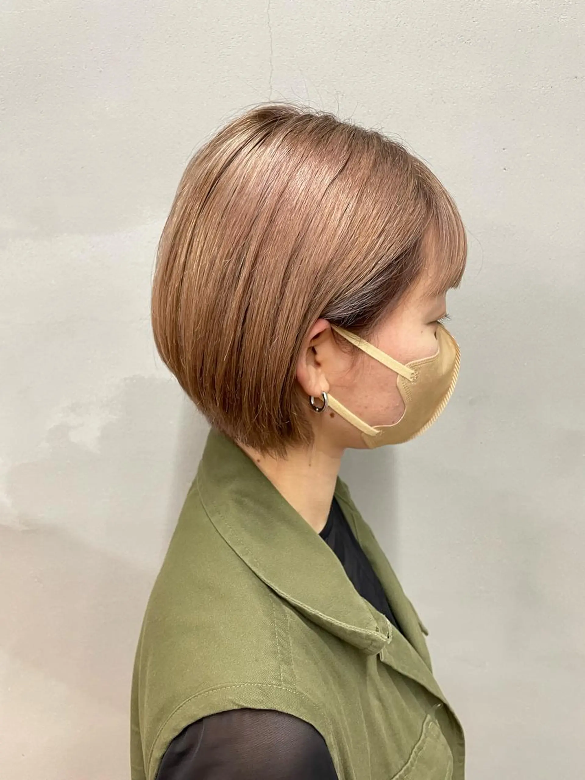 ショート カラー ベージュカラー ピンクカラー ピンクベージュ 女性リピ90%🍨 🩷佐藤みずきのヘアスタイル