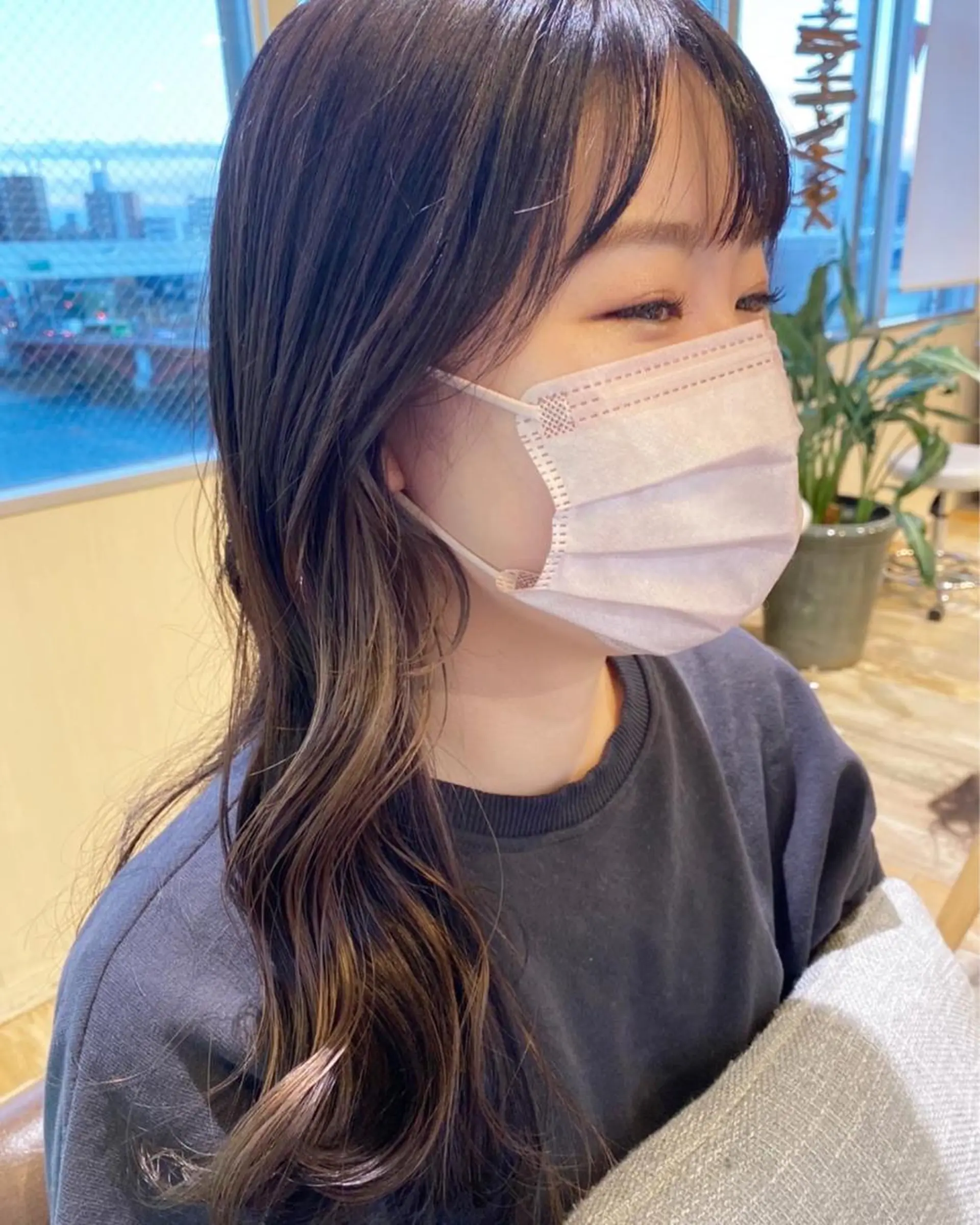 ロング 石渡このみ 🍊レイヤーカットのヘアスタイル