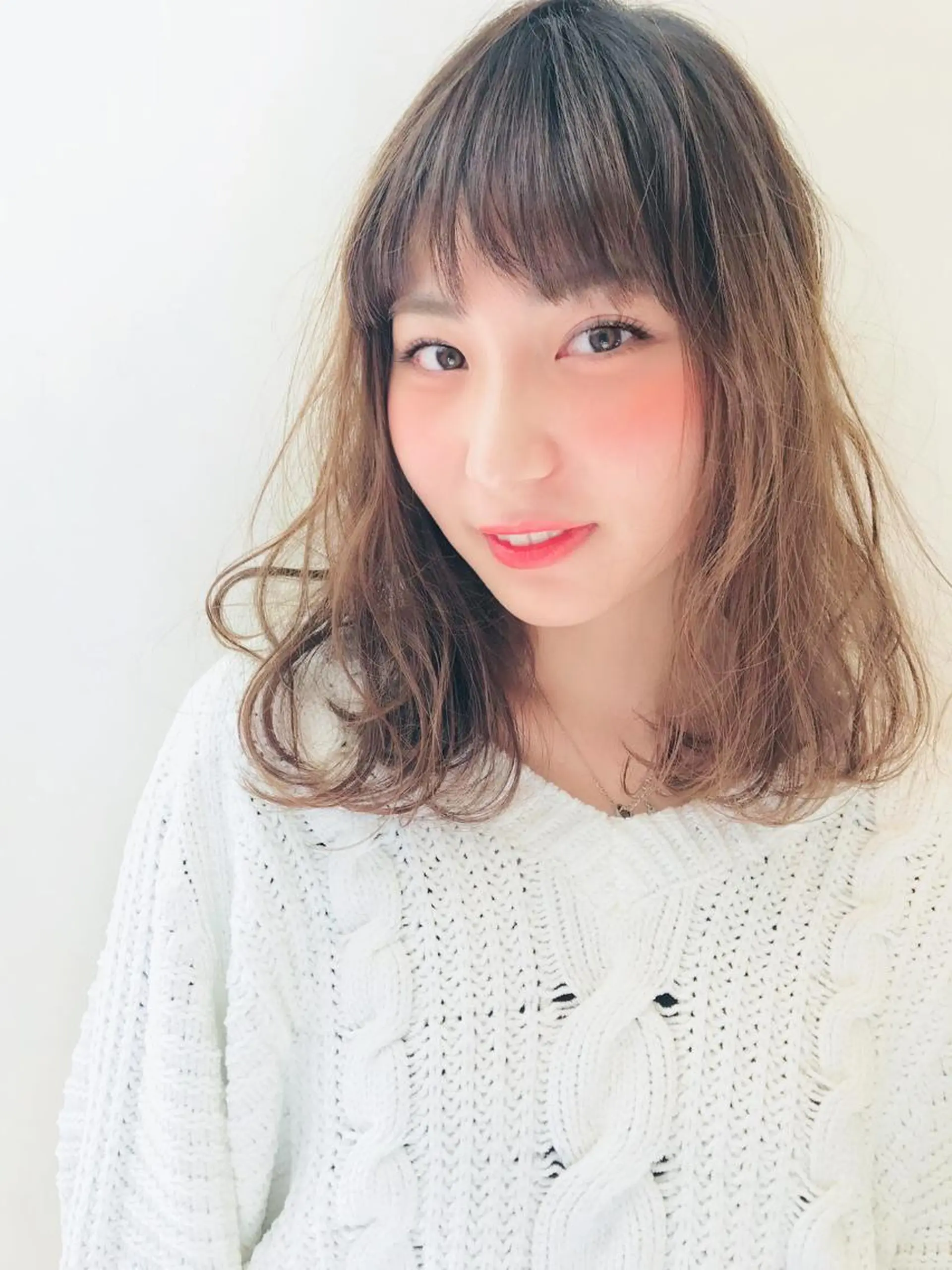 ミディアム カラー パーマ マツオカ ケンシロウのヘアスタイル