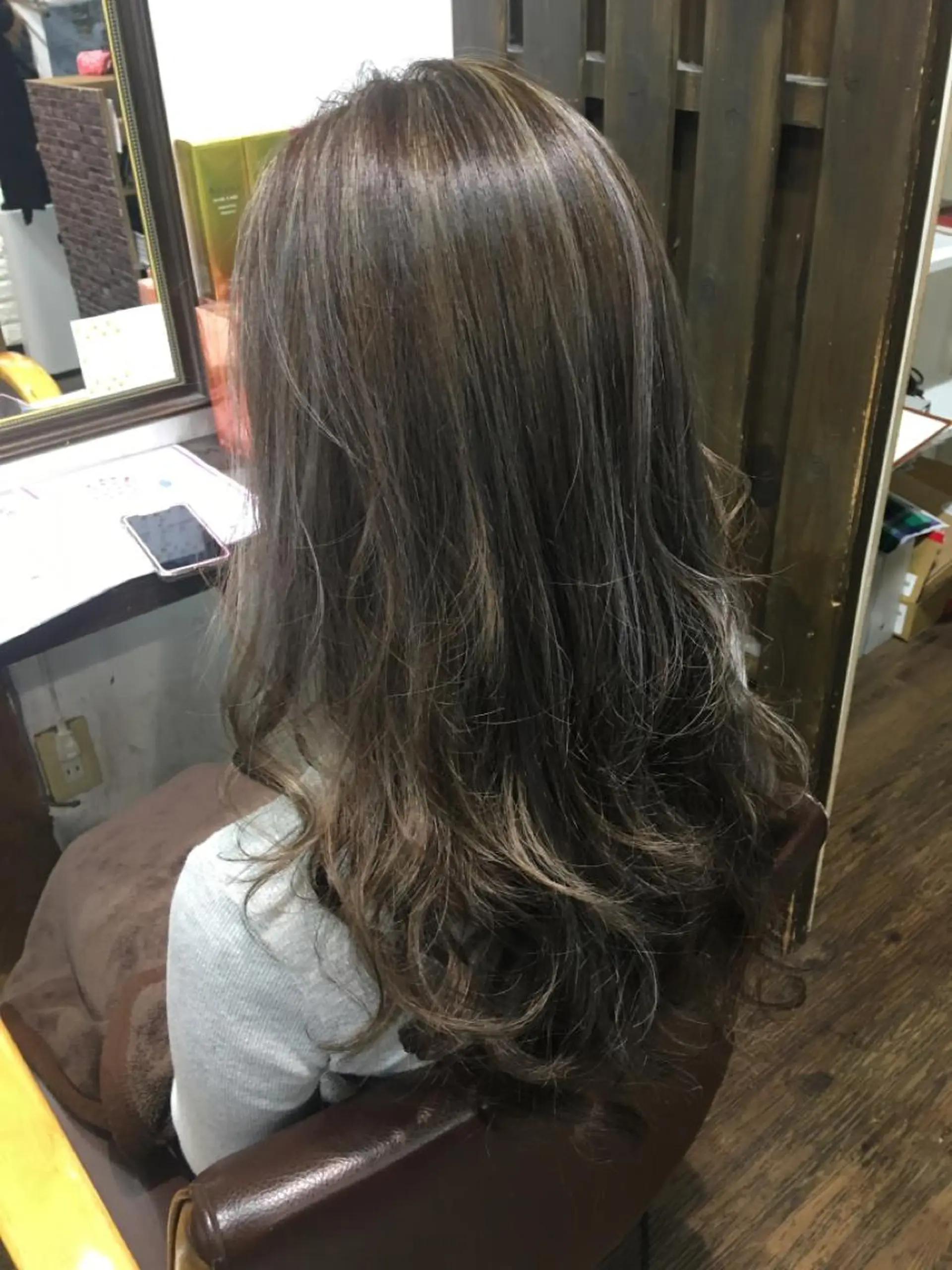 セミロング カラー デザインカラー カット ヘアカラー ✨U-topia渡邉 大樹【公認資格有】✨のヘアスタイル