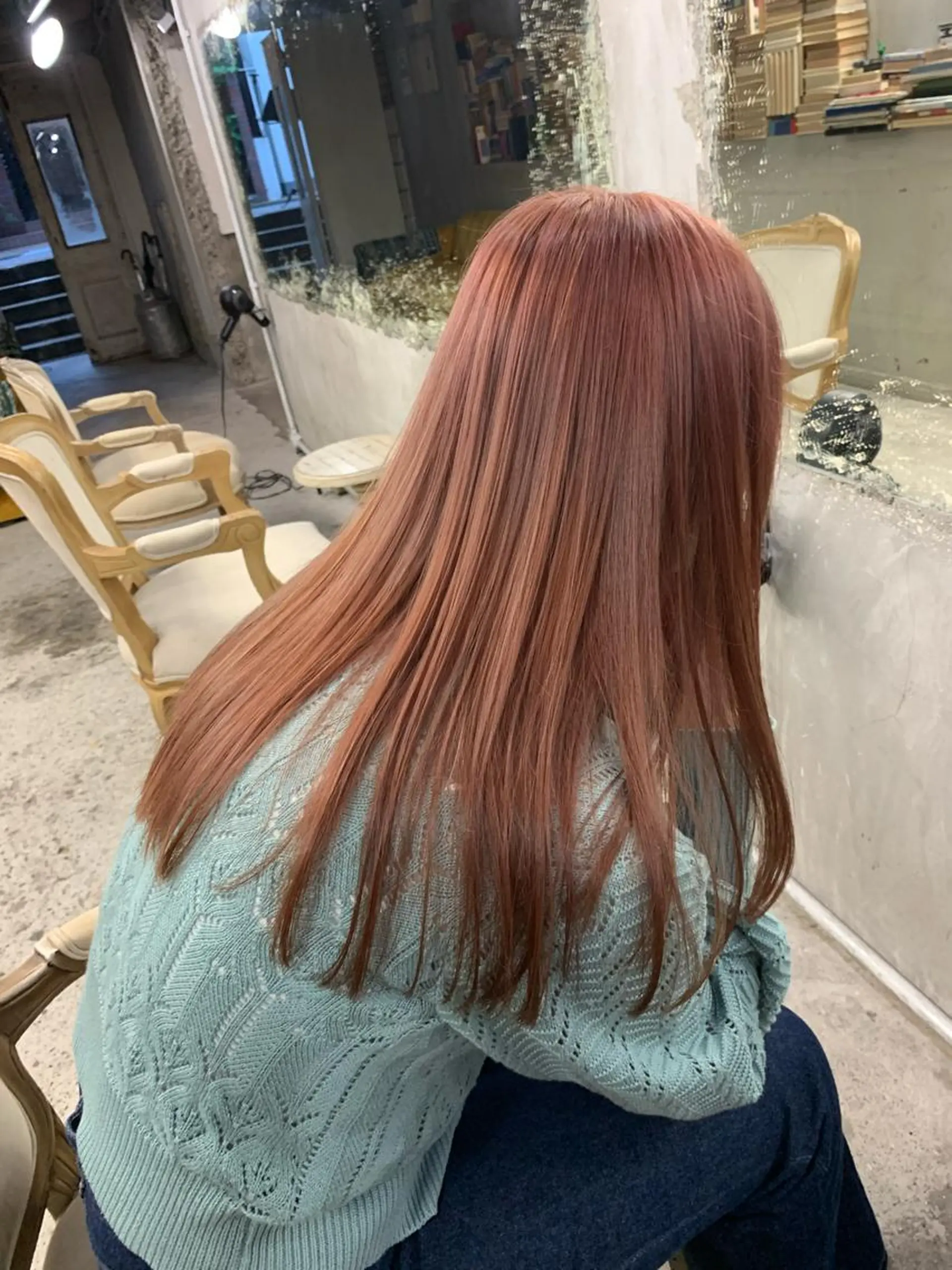 セミロング カラー ベージュカラー 透明感カラー ダブルカラー ピンクカラー ピンクベージュ 似合わせカラー🫶 小川千波のヘアスタイル